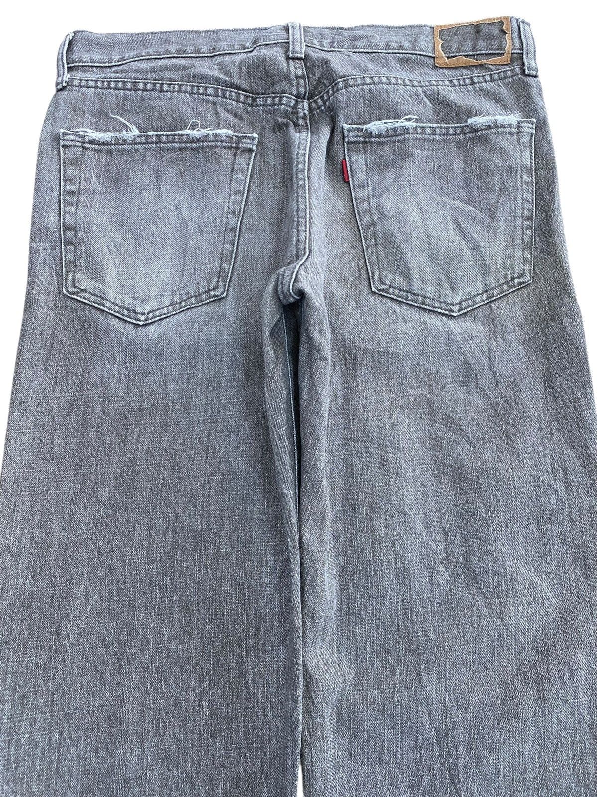 Japanese Brand Japanese Brand Faded Wash Distressed Style Loose Jeans Size US 33 - 4 Thumbnail