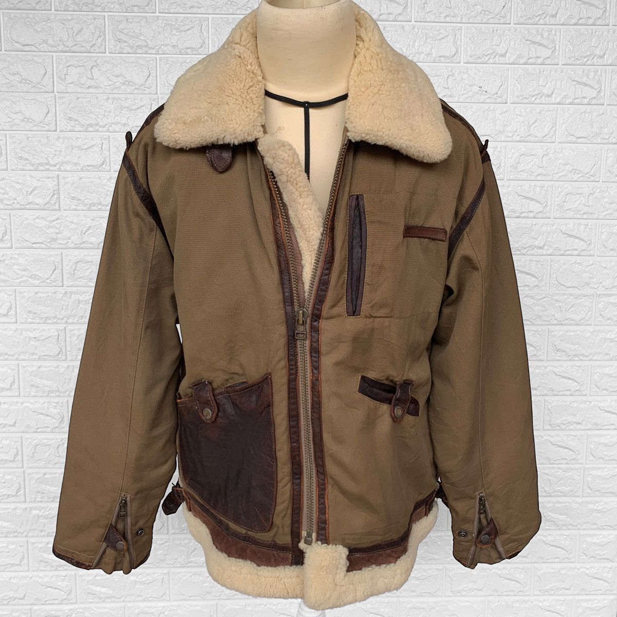Avirex Vintage Avirex B 3 Sherpa X Canvas Sheepskin Flight Jacket Size US L / EU 52-54 / 3 - 1 Thumbnail