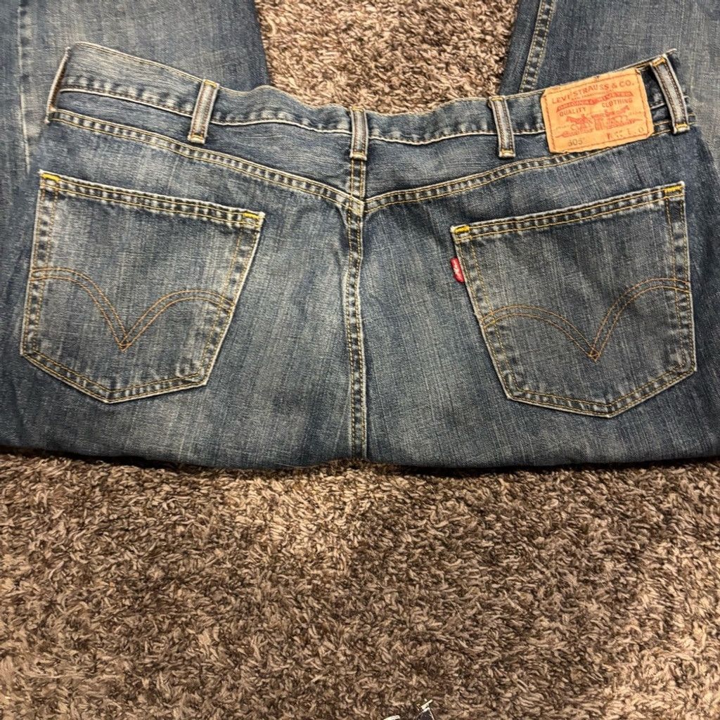 Levi's Men’s Levi’s 505 Jeans Size US 40 / EU 56 - 1 Thumbnail