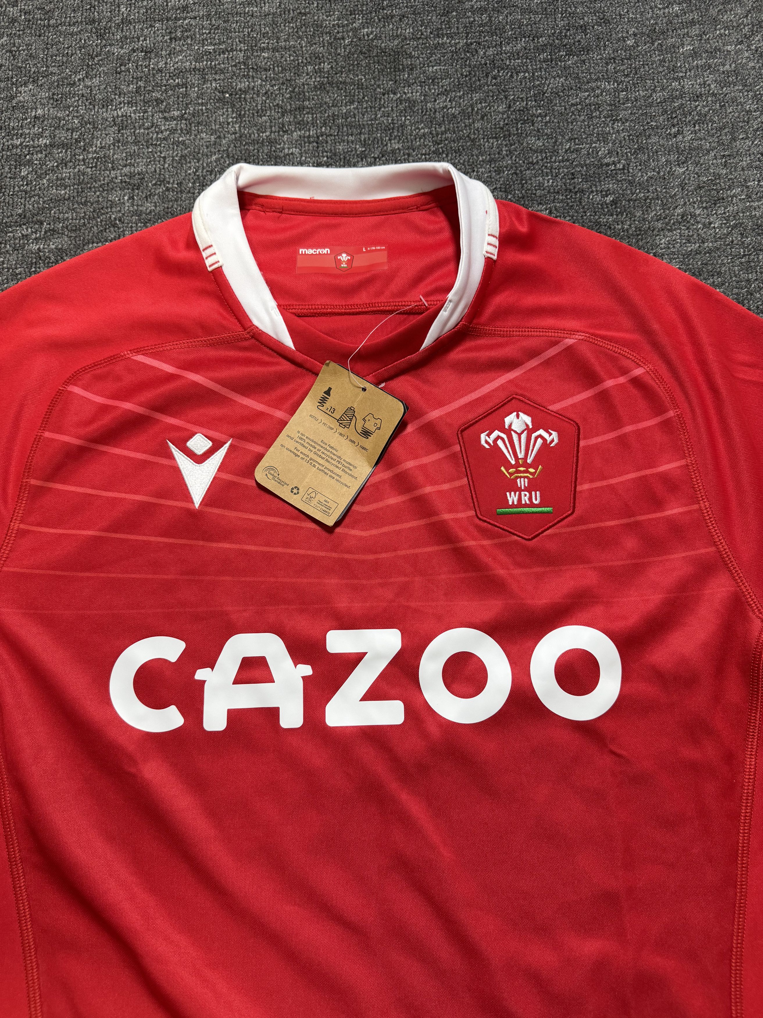 Macron Wales Rugby Union Home Shirt 2021/22 Macron Cazoo Red L NWT Size US L / EU 52-54 / 3 - 3 Thumbnail