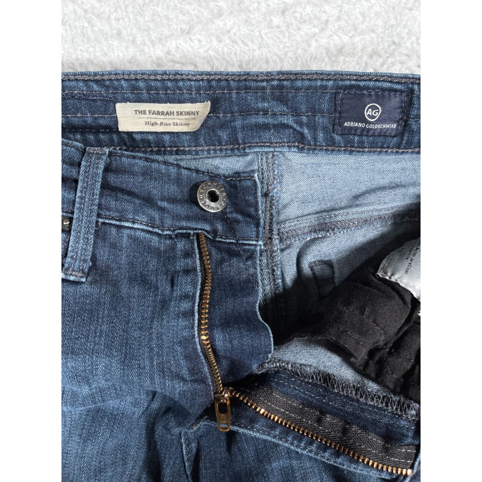 Denime Adriano Goldschmied Jeans Womens AG Farrah Skinny Denim Blue 25 Mid Rise Pockets Logo Embroidered 5-Pocket Size 42" / US 20 - 4 Thumbnail