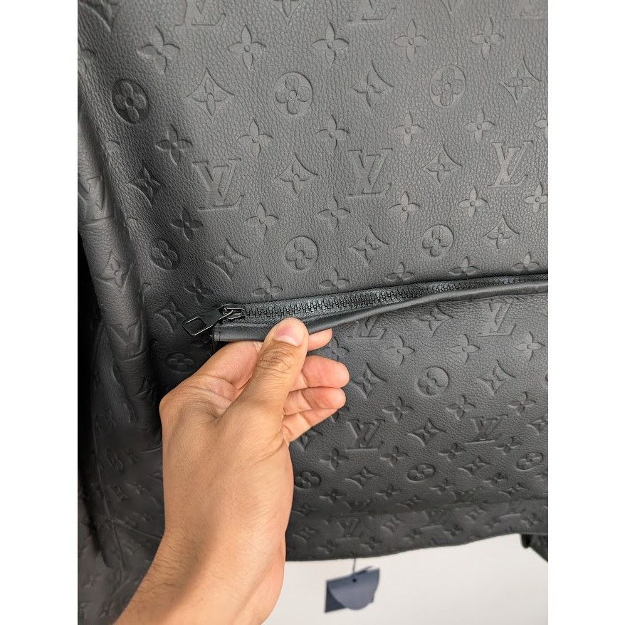 Louis Vuitton o1rshd1 Monogram Embossed Utility Black Leather Jacket Black Size US M / EU 48-50 / 2 - 17 Thumbnail