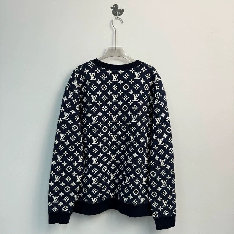 Louis Vuitton Louis Vuitton Full jacquard logo sweatshirt Size US L / EU 52-54 / 3 - 3 Thumbnail