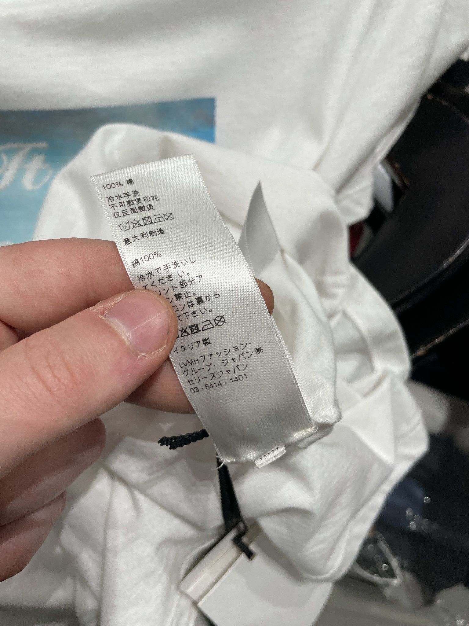 Celine It Doesn’t Get Better Than This Tee Size US L / EU 52-54 / 3 - 7 Thumbnail