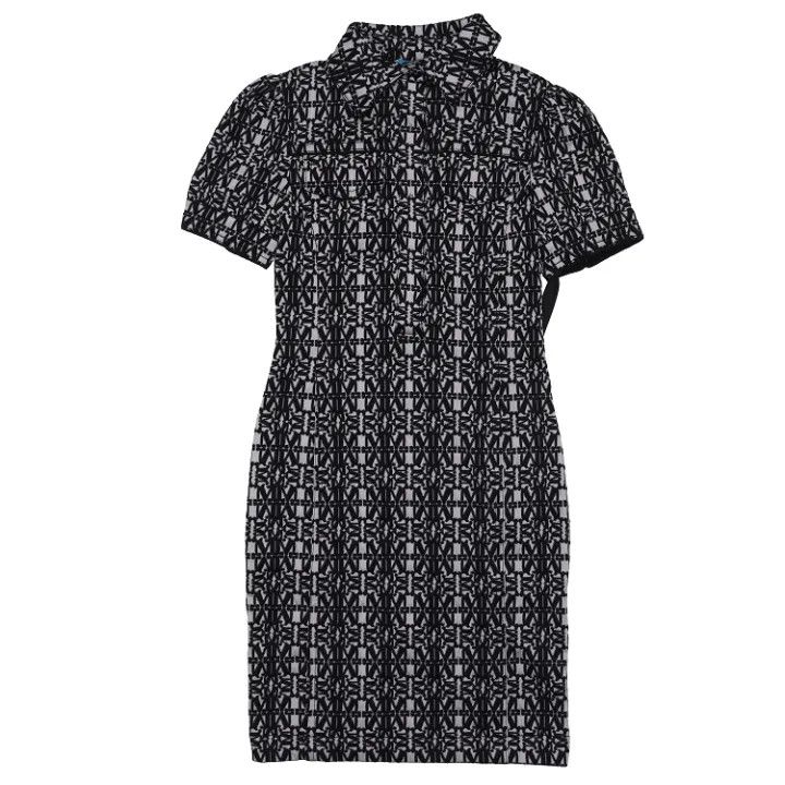 Max Mara Maxmara Embroidered Short Sleeve Dress 0079 Size M / US 6-8 / IT 42-44 - 1 Thumbnail