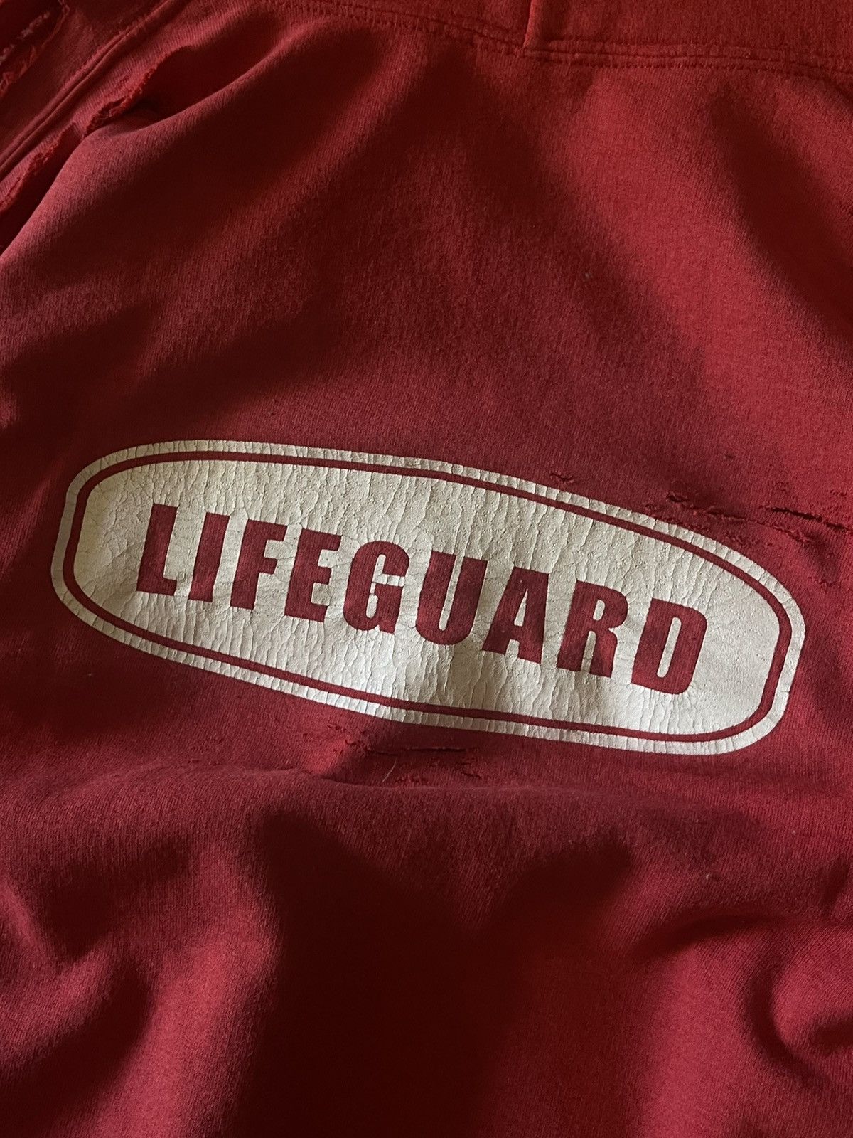 Vintage Vintage LifeGuard Thrashed Hoodie Size US M / EU 48-50 / 2 - 4 Thumbnail