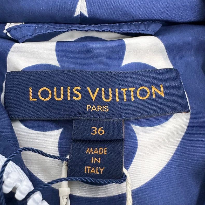 Louis Vuitton Louis Vuitton Classic Hooded Jacket with Full Print for Ol Size XS / US 0-2 / IT 36-38 - 4 Thumbnail