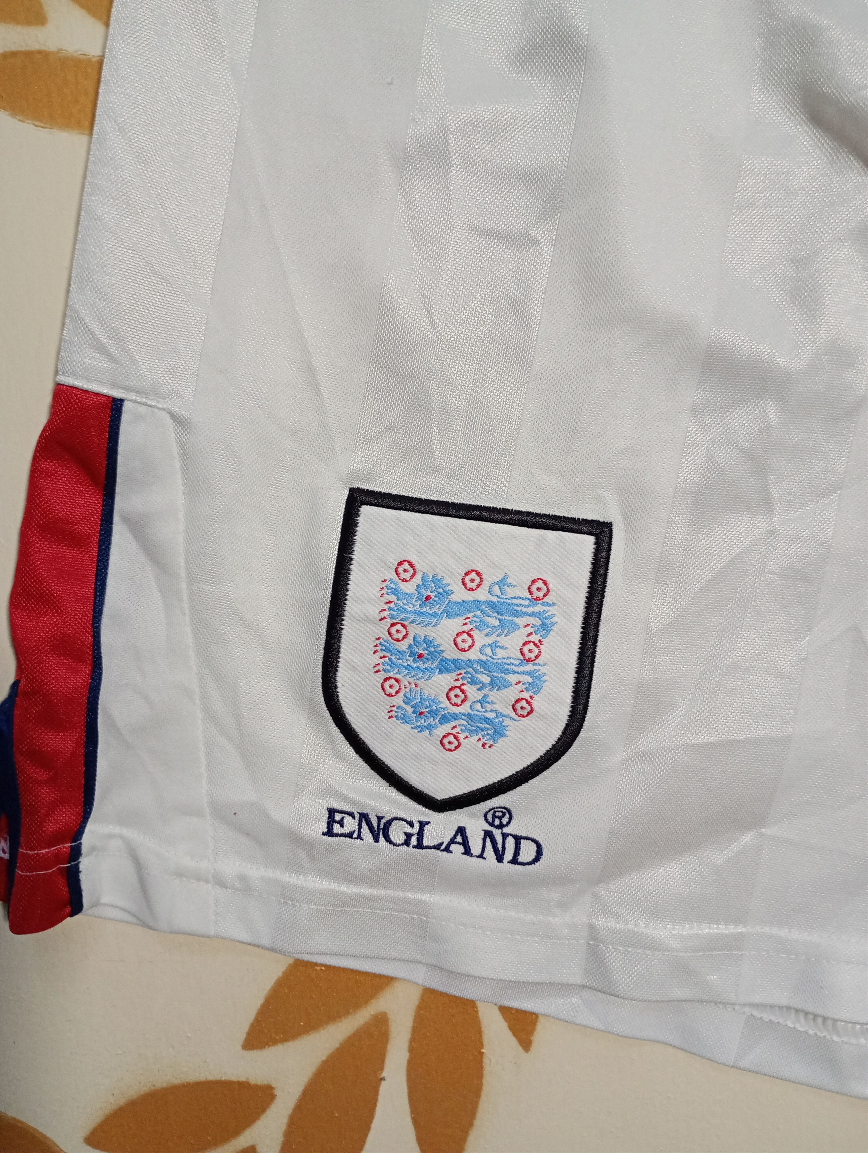 Umbro Umbro England Soccer shorts 1998-1999 Size US 32 / EU 48 - 5 Thumbnail