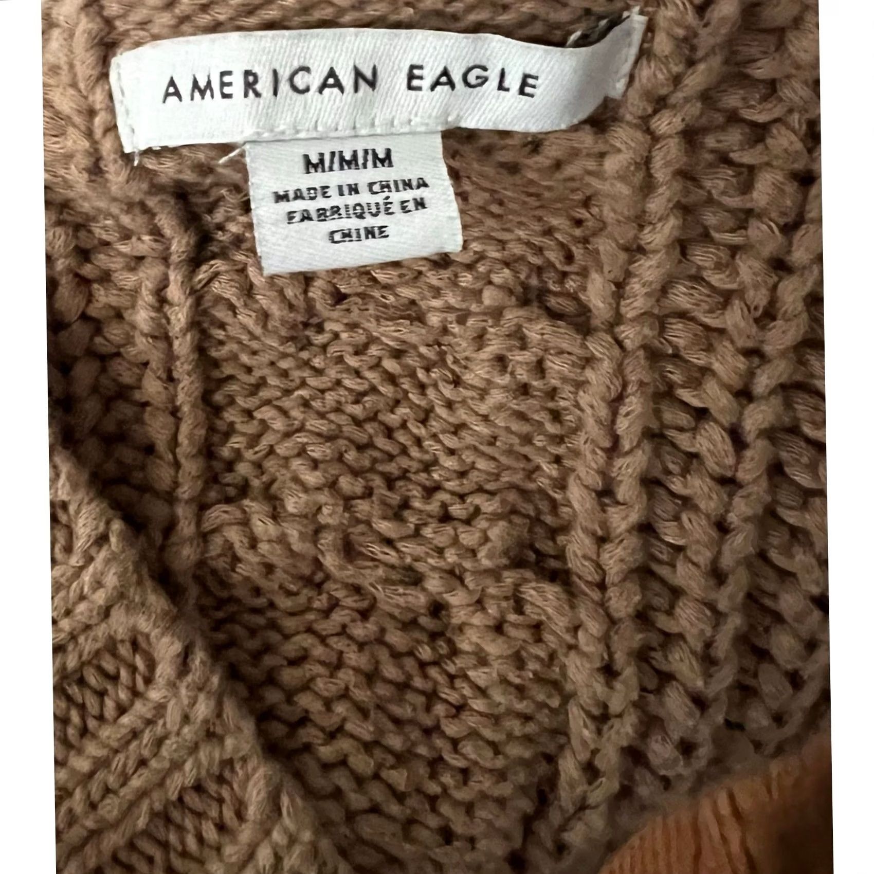 American Eagle Outfitters Womens Cable knit Sweater Vest Tan American Eagle Outfitters M Vest Sleeveless V-Neck Knit 100% Cotton Casual Preppy Size M / US 6-8 / IT 42-44 - 3 Thumbnail