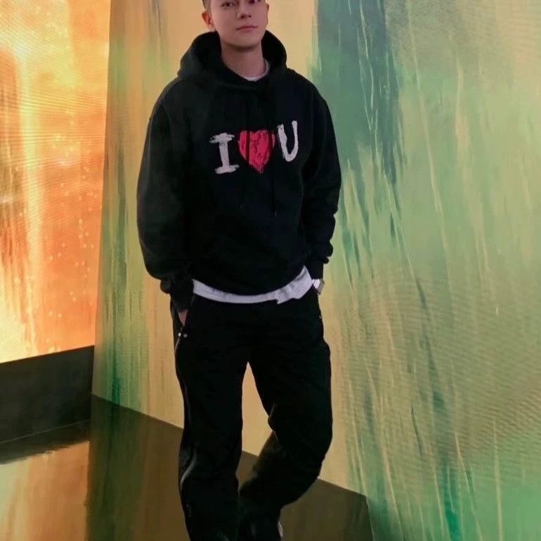 Balenciaga Balenciaga Heart Print Hooded Sweatshirt, Size S Size US S / EU 44-46 / 1 - 6 Thumbnail