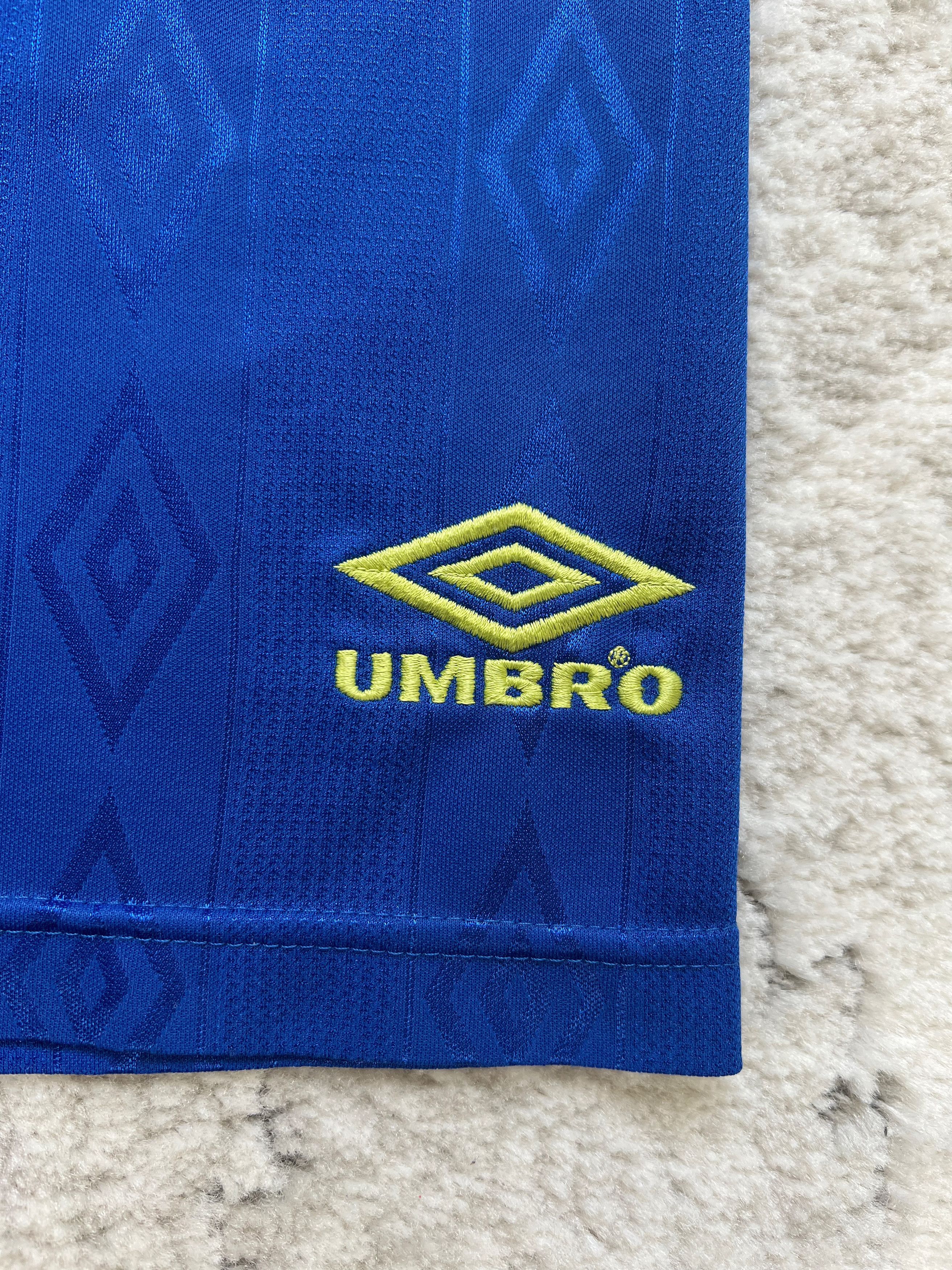 Umbro × Vintage Vintage Umbro Diamond Pattern Football Soccer Shorts Size US 36 / EU 52 - 4 Thumbnail
