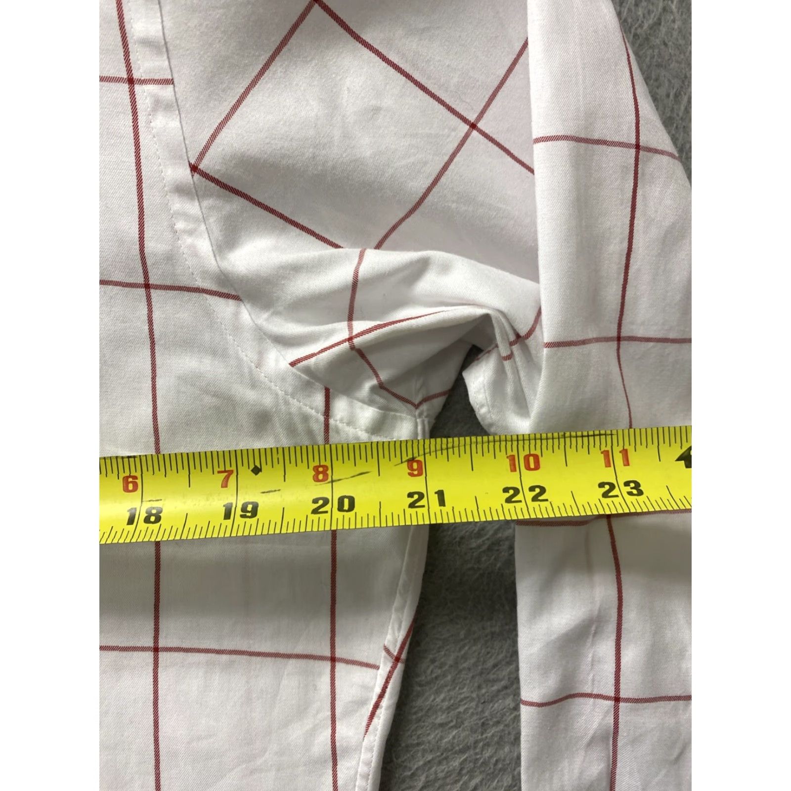 Vintage Indochino Slim Fit Button-Up Shirt Mens White Red Check Long Sleeve L 42" Casual Preppy Size US L / EU 52-54 / 3 - 5 Thumbnail