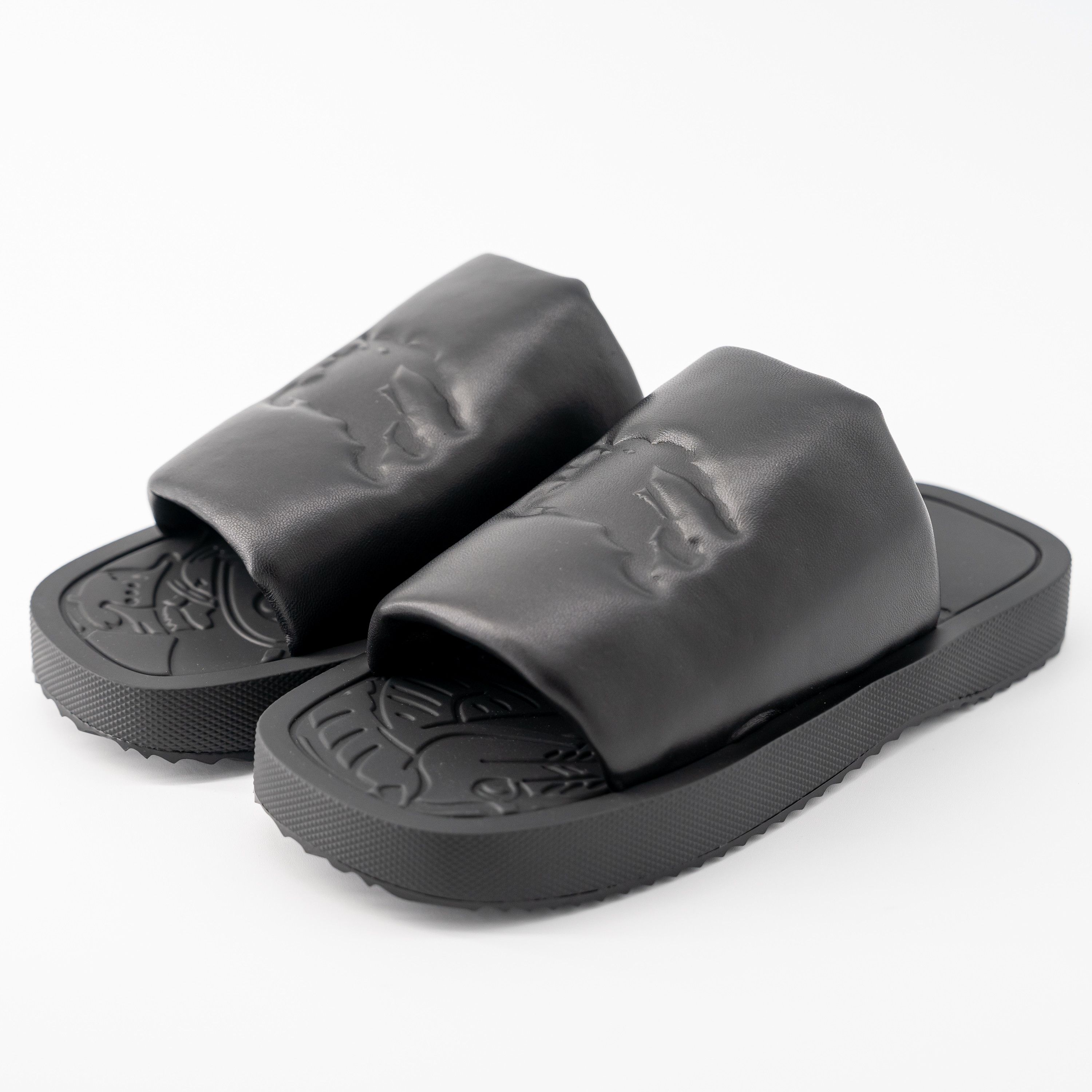 Burberry 39eu 9us Burberry Leather Slab Knight Slides Leather Black Size US 9 / IT 39 - 1 Thumbnail