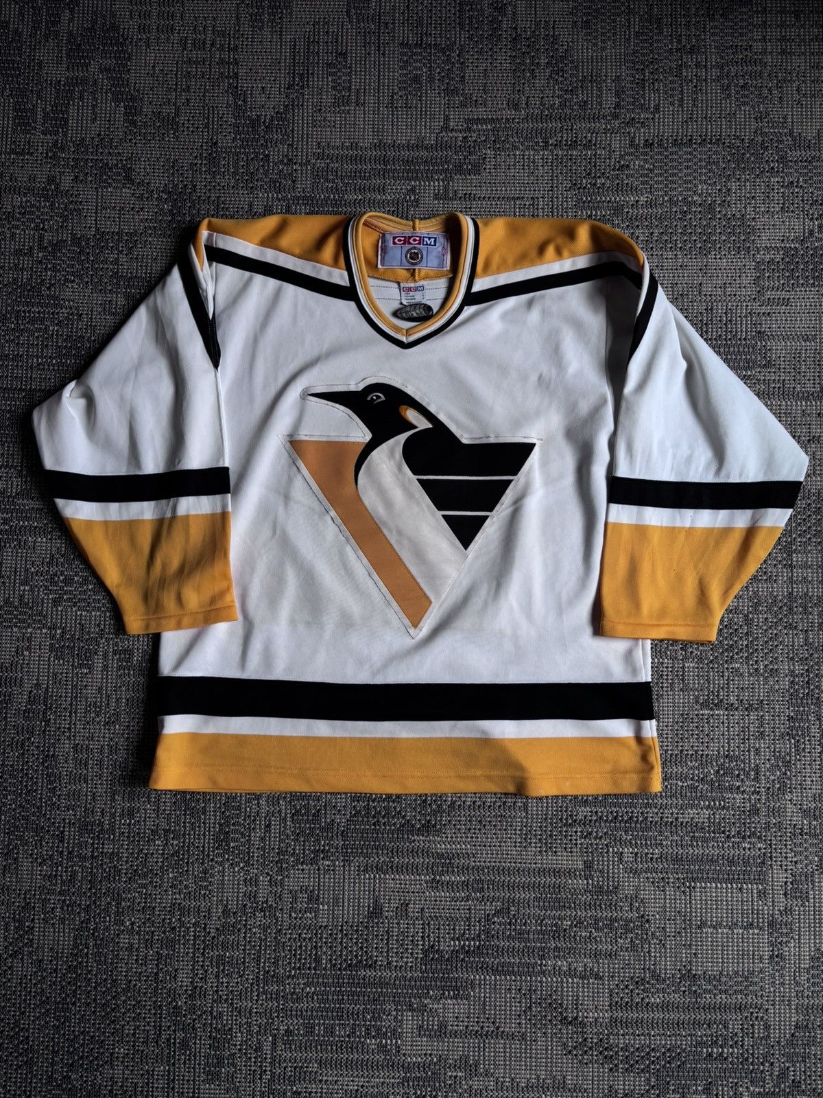 Ccm Vintage 90s CCM Pittsburgh Penguins "Robopen" NHL Jersey Size US M / EU 48-50 / 2 - 1 Thumbnail