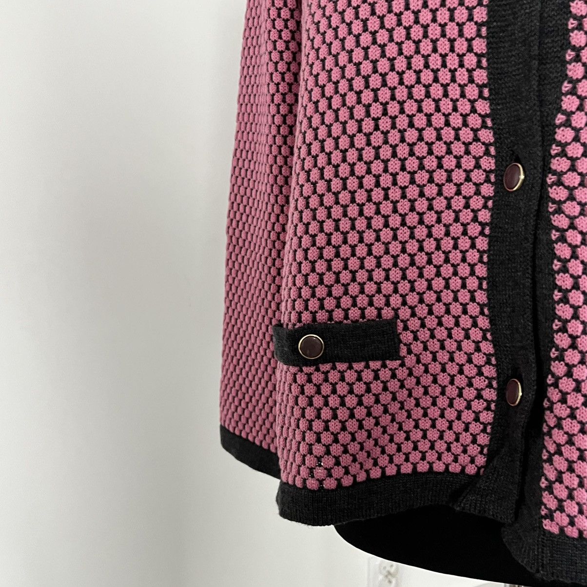 Vintage Pink and black knitted cardigan sweater handmade Size M / US 6-8 / IT 42-44 - 5 Thumbnail