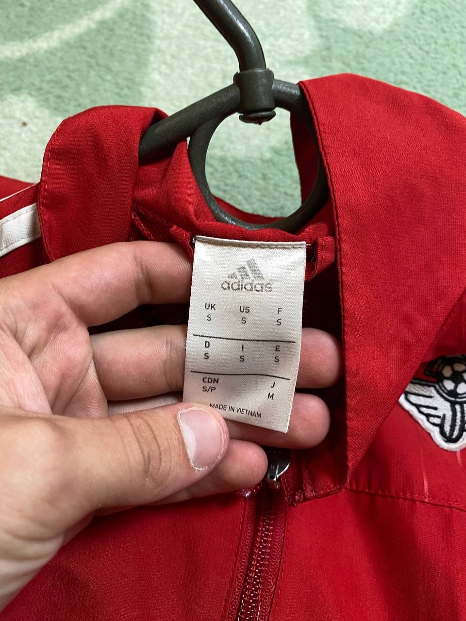 Adidas vintage Adidas logo Y2K jacket red Streetwear Size US S / EU 44-46 / 1 - 2 Thumbnail
