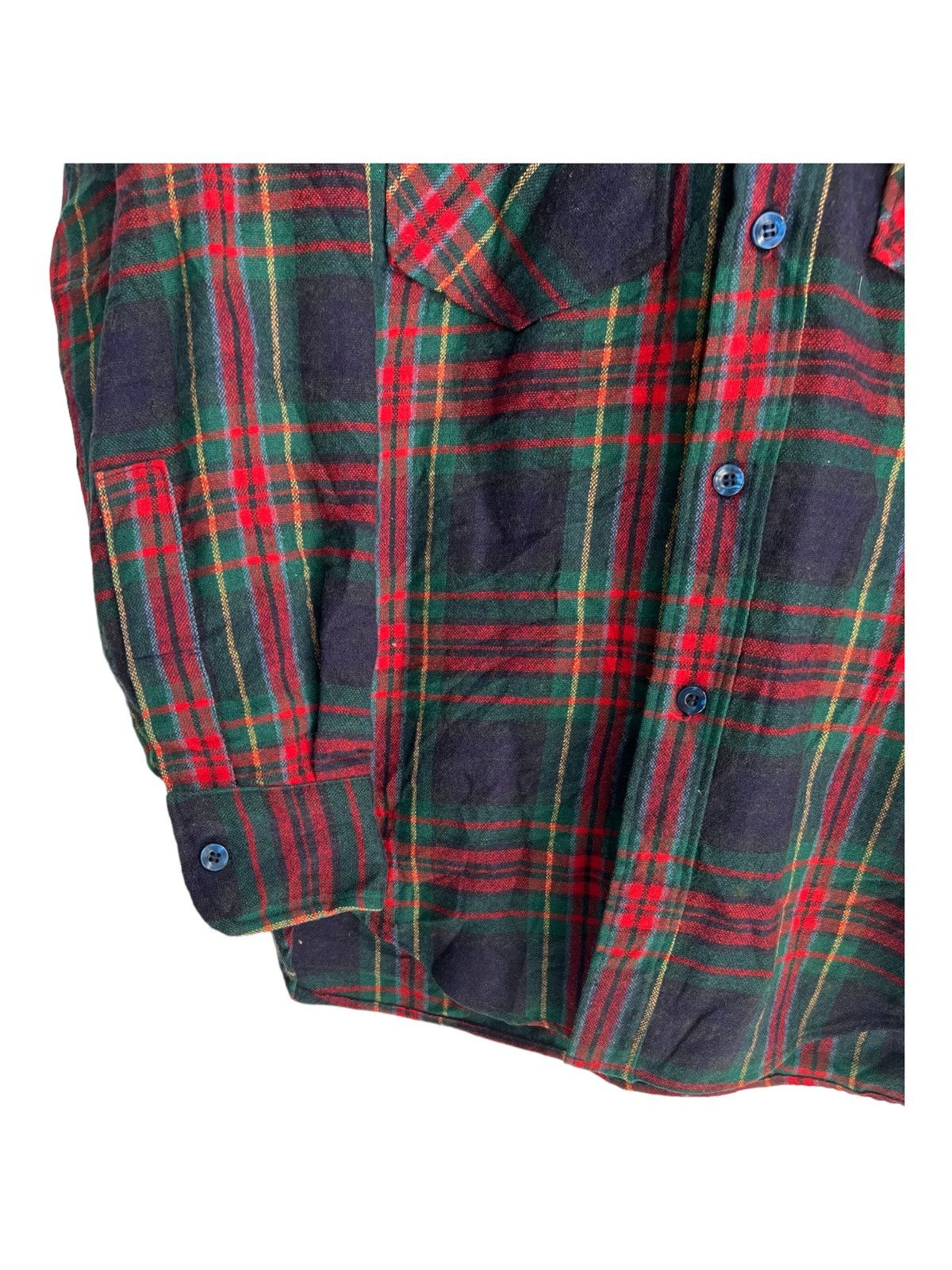 Vintage × Woolrich Woolen Mills 1980s Woolrich Red Tartan Checkered Wool Flannel Shirt Size US M / EU 48-50 / 2 - 4 Thumbnail