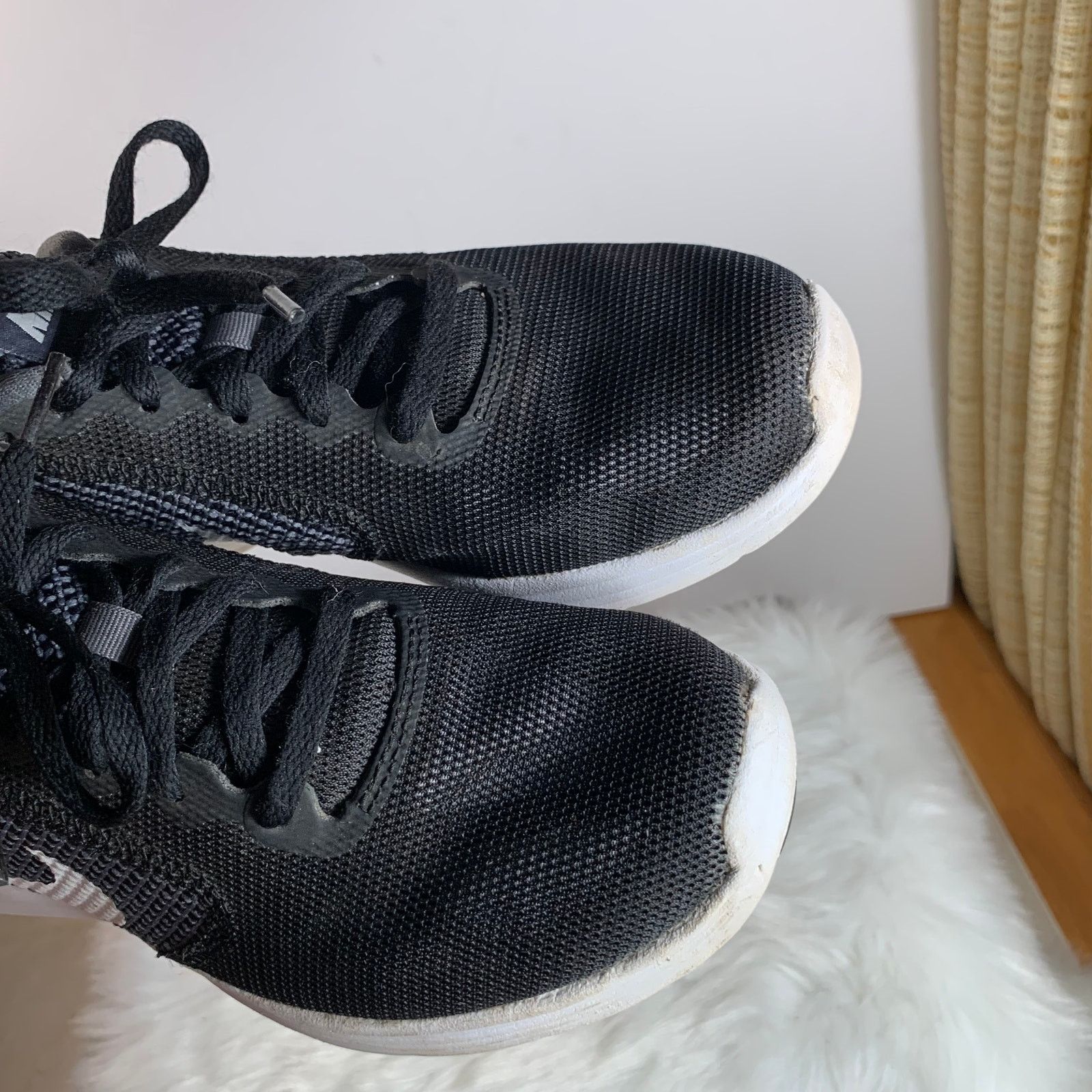 Nike Nike Women's Athletic Shoes size 7 Size US 7 / IT 37 - 9 Thumbnail