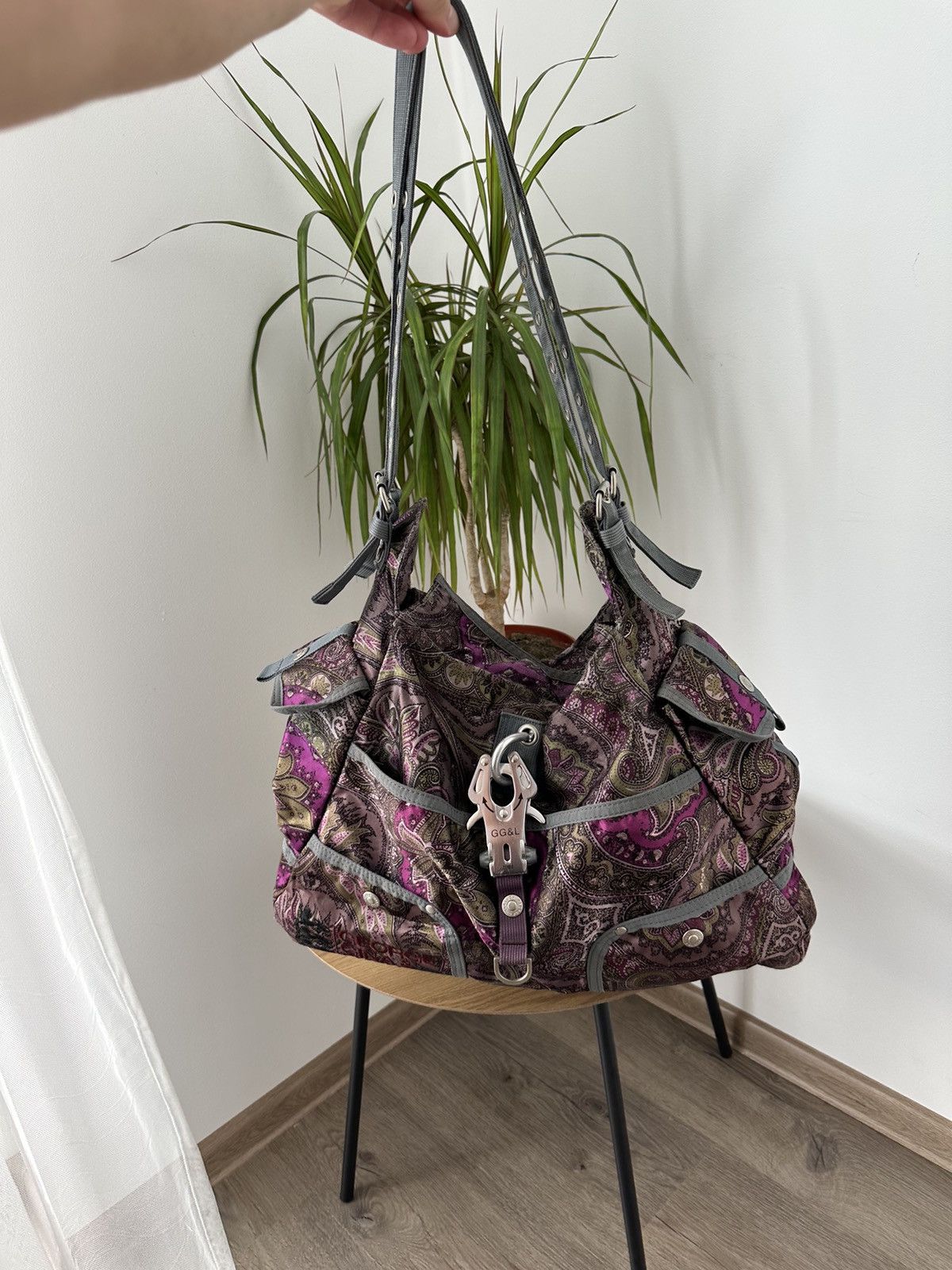 If Six Was Nine Vintage George Gina Lucy Purple Distressed Shoulders Bag Size ONE SIZE - 6 Thumbnail