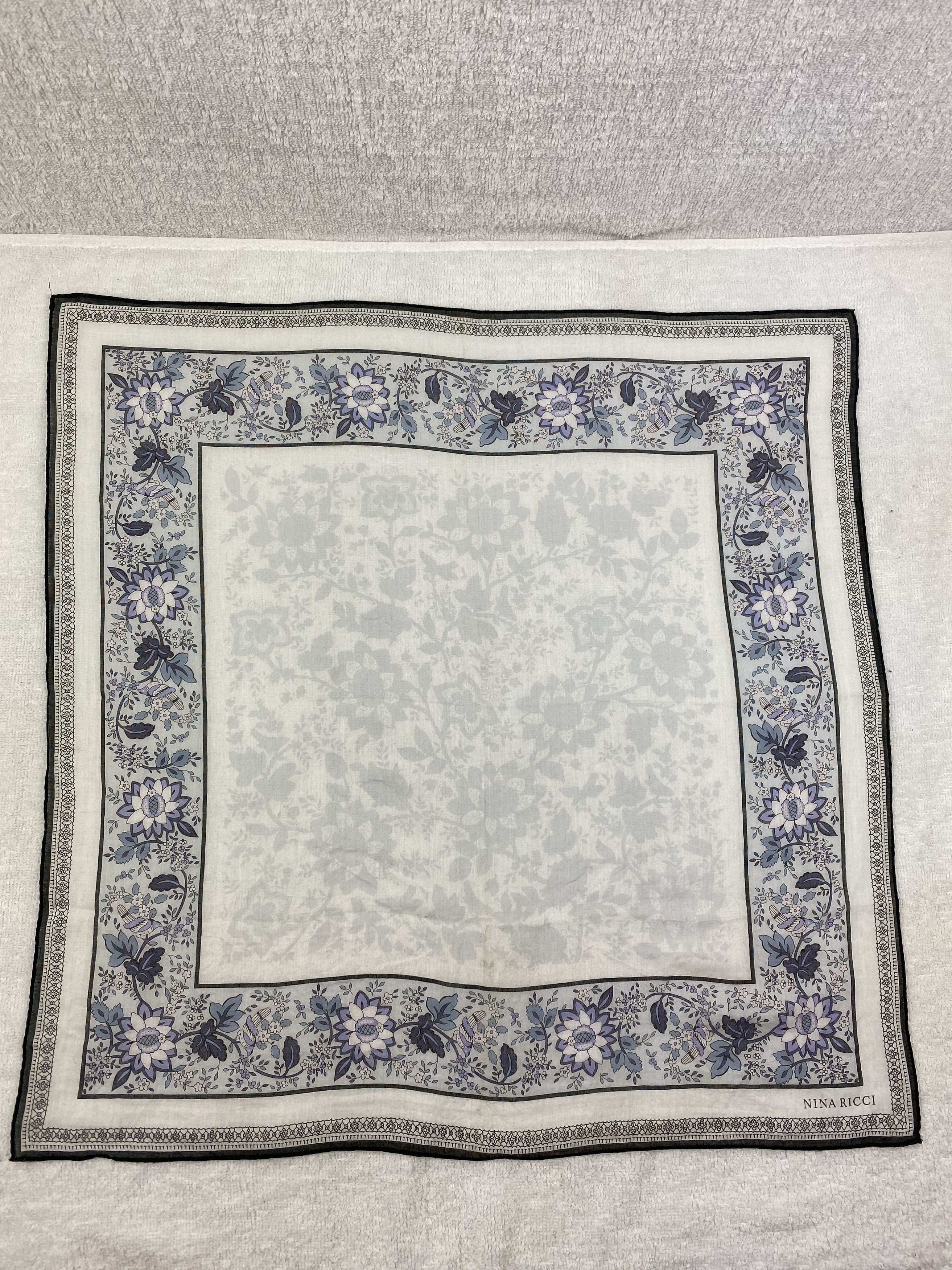 Nina Ricci × Other × Vintage Nina Ricci Handkerchief / Bandana / Neckerchief Size ONE SIZE - 2 Thumbnail