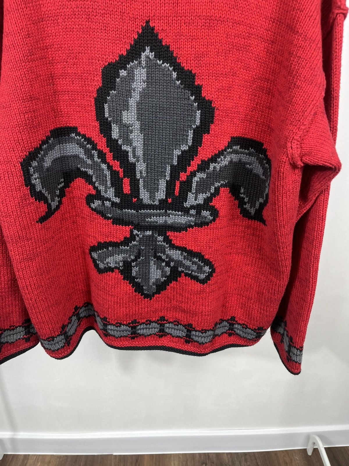 JET SET Vintage Jet Set Red Knit Sweater Fleur de Lis Graphic Size 2 Size US XL / EU 56 / 4 - 12 Thumbnail