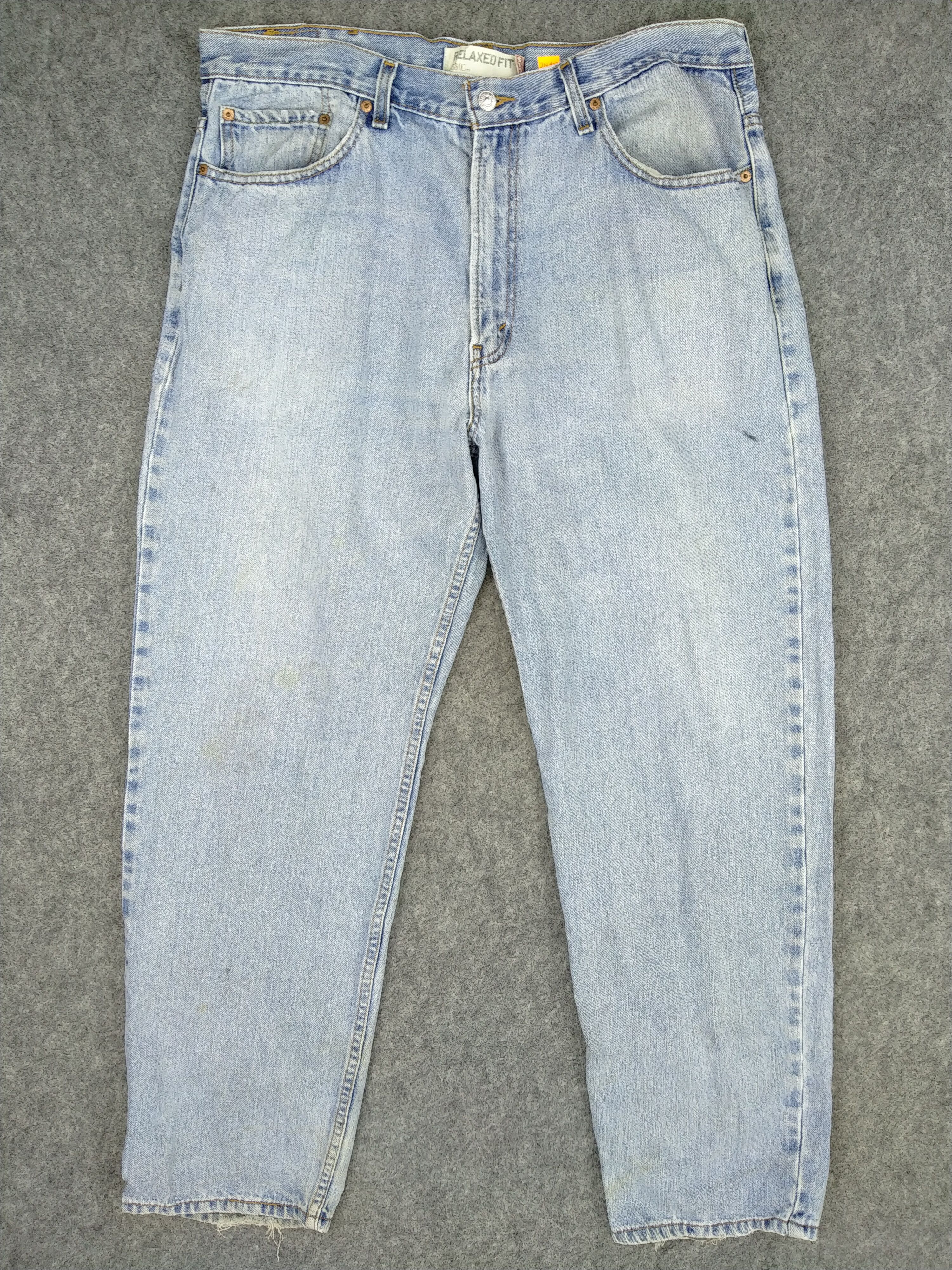 image of Distressed Denim x Levis Light Wash Vintage Levi's 550 Relaxed Fit Denim -Jn402, Men's (Size 37)