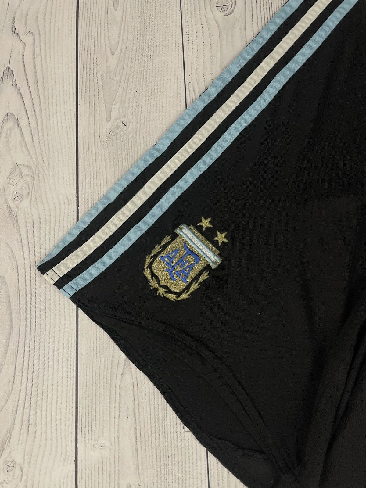 Adidas Vintage adidas Argentina soccer shorts rare size M Size US 32 / EU 48 - 3 Thumbnail