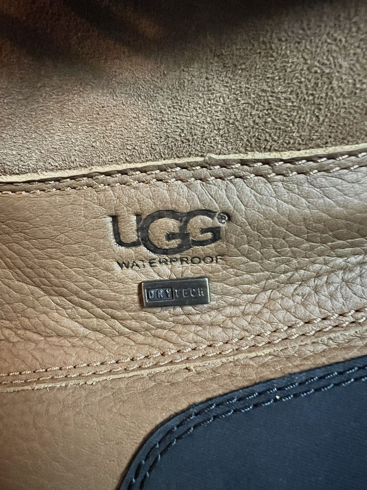 Ugg UGG Adirondack III Waterproof Cold Weather Booties Size US 9 / IT 39 - 14 Thumbnail