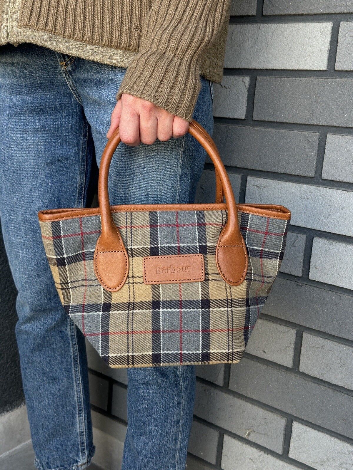 Barbour Barbour Tartan Plaid Hand Small Tote Bag Cotton Size ONE SIZE - 1 Thumbnail