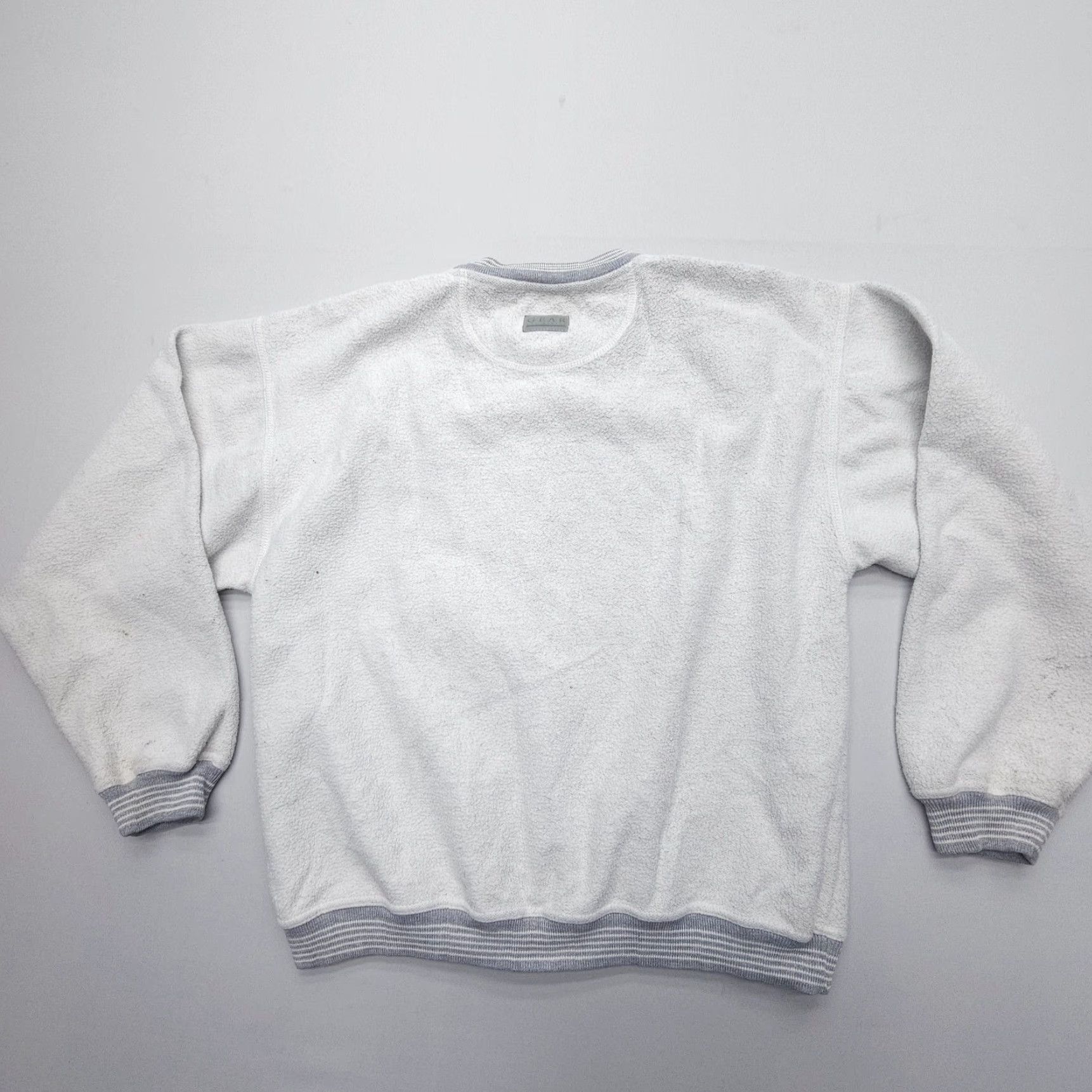 Vintage Vintage Gear For Sports La Jolla CC Sweatshirt Mens Medium 90s College Stains Size US M / EU 48-50 / 2 - 3 Thumbnail