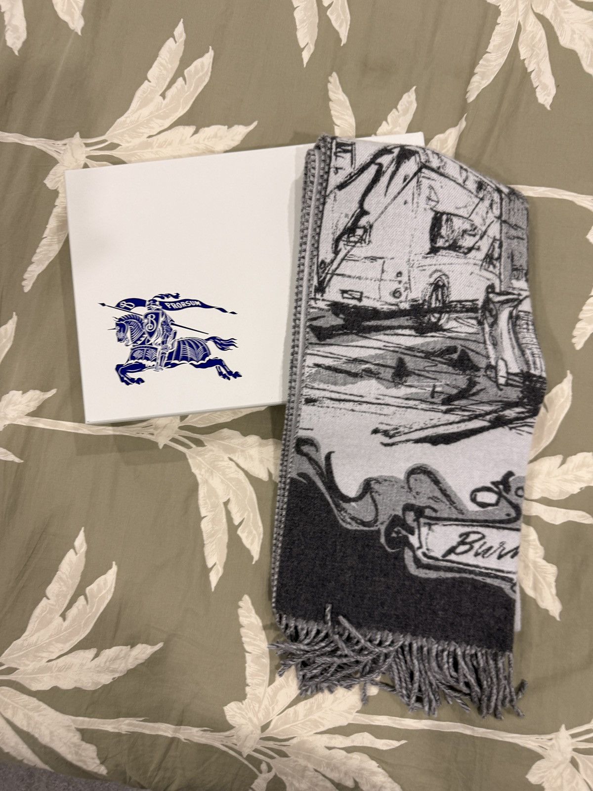 Burberry Prorsum Burberry Scarf Size ONE SIZE - 1 Thumbnail