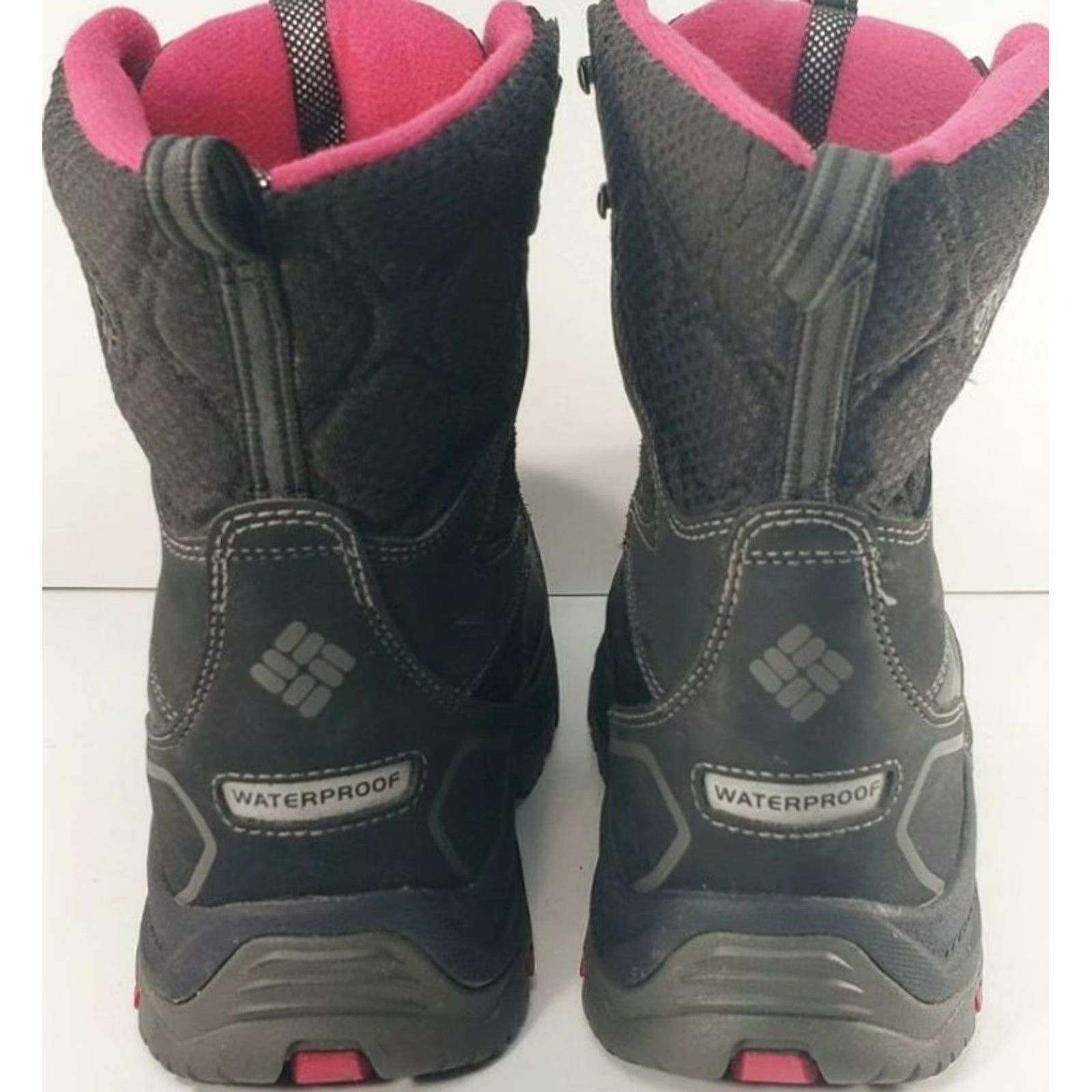 Vintage Columbia Bugaboot Plus Omni Heat Boots Women's 7M Black Pink BL 1490-010 Snow Boot Winter Waterproof 200G Leather Textile Omni Heat VINTAGE? Size US 6 / IT 36 - 6 Thumbnail