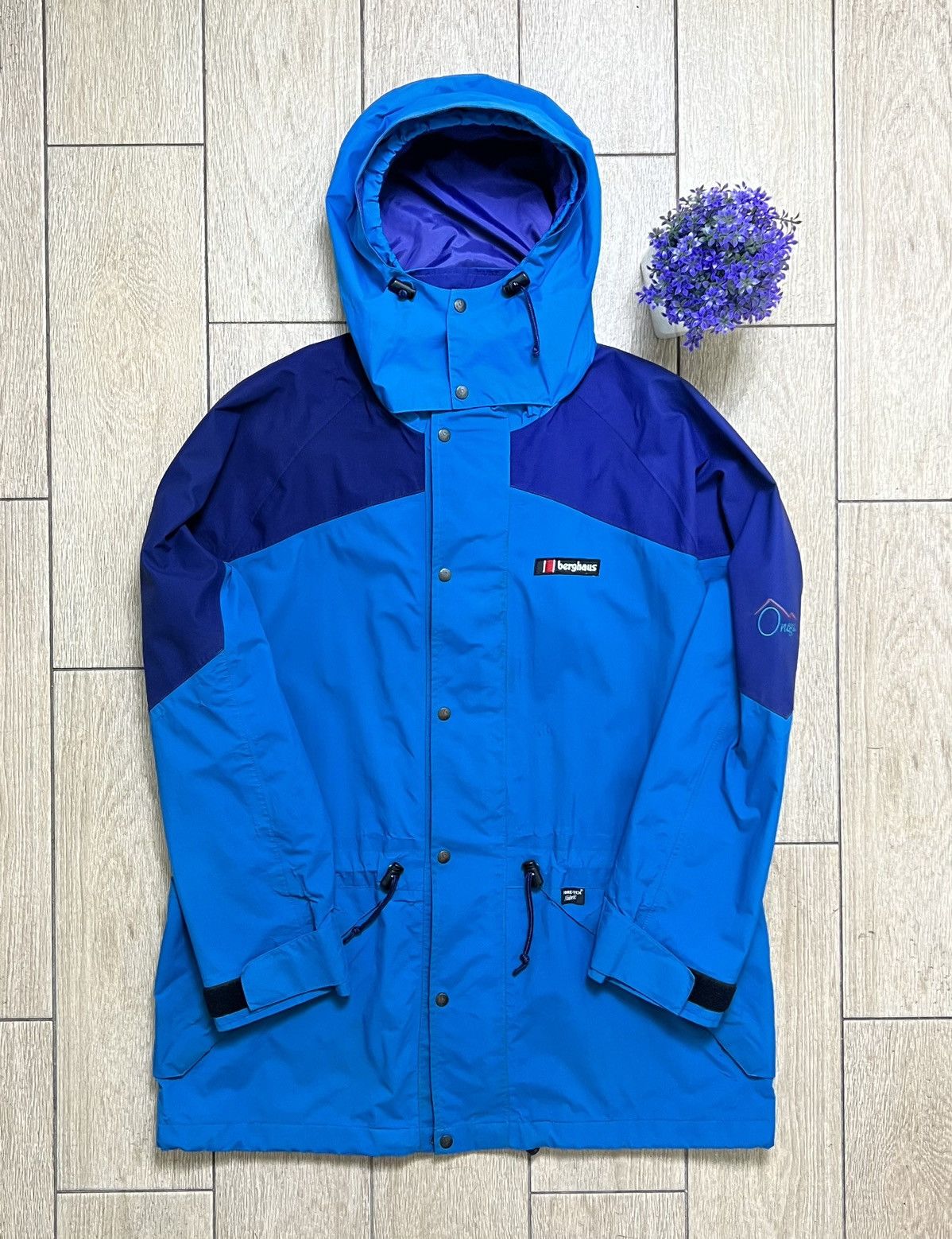 Berghaus × Vintage Vintage Berghaus Jacket Size US M / EU 48-50 / 2 - 1 Thumbnail