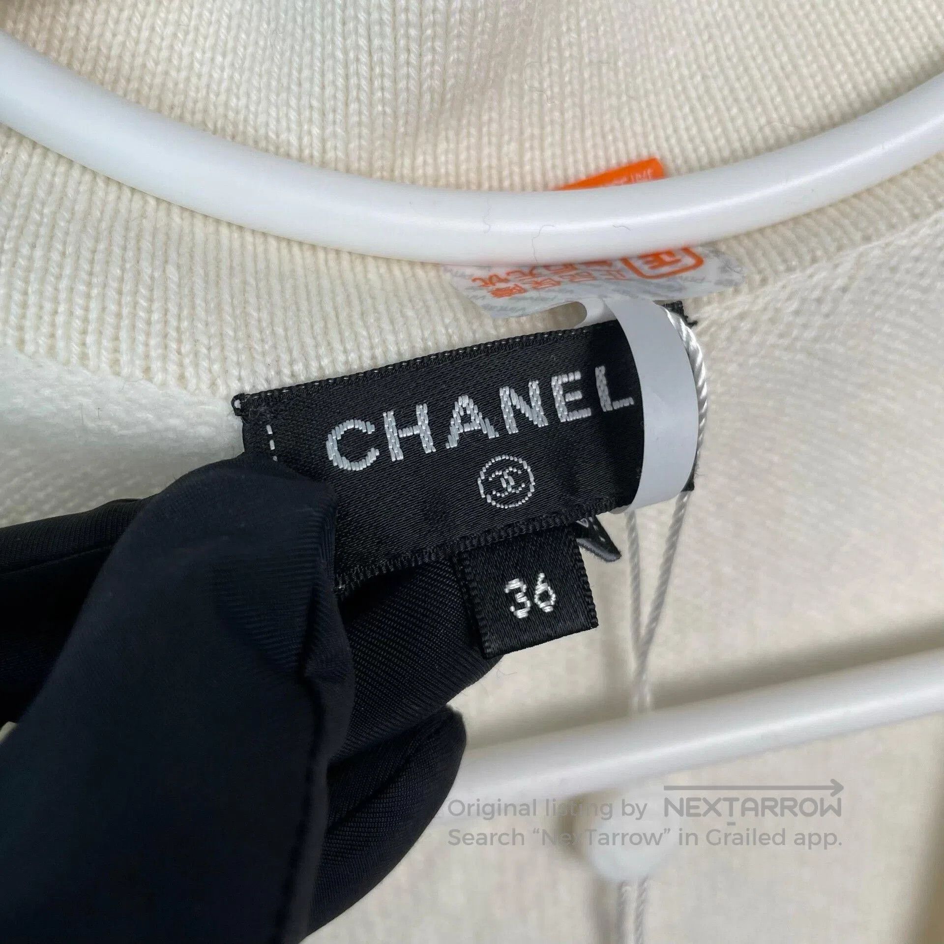 Chanel Chanel 22A Gemstone Button Knit Cardigan. Size XS / US 0-2 / IT 36-38 - 4 Thumbnail
