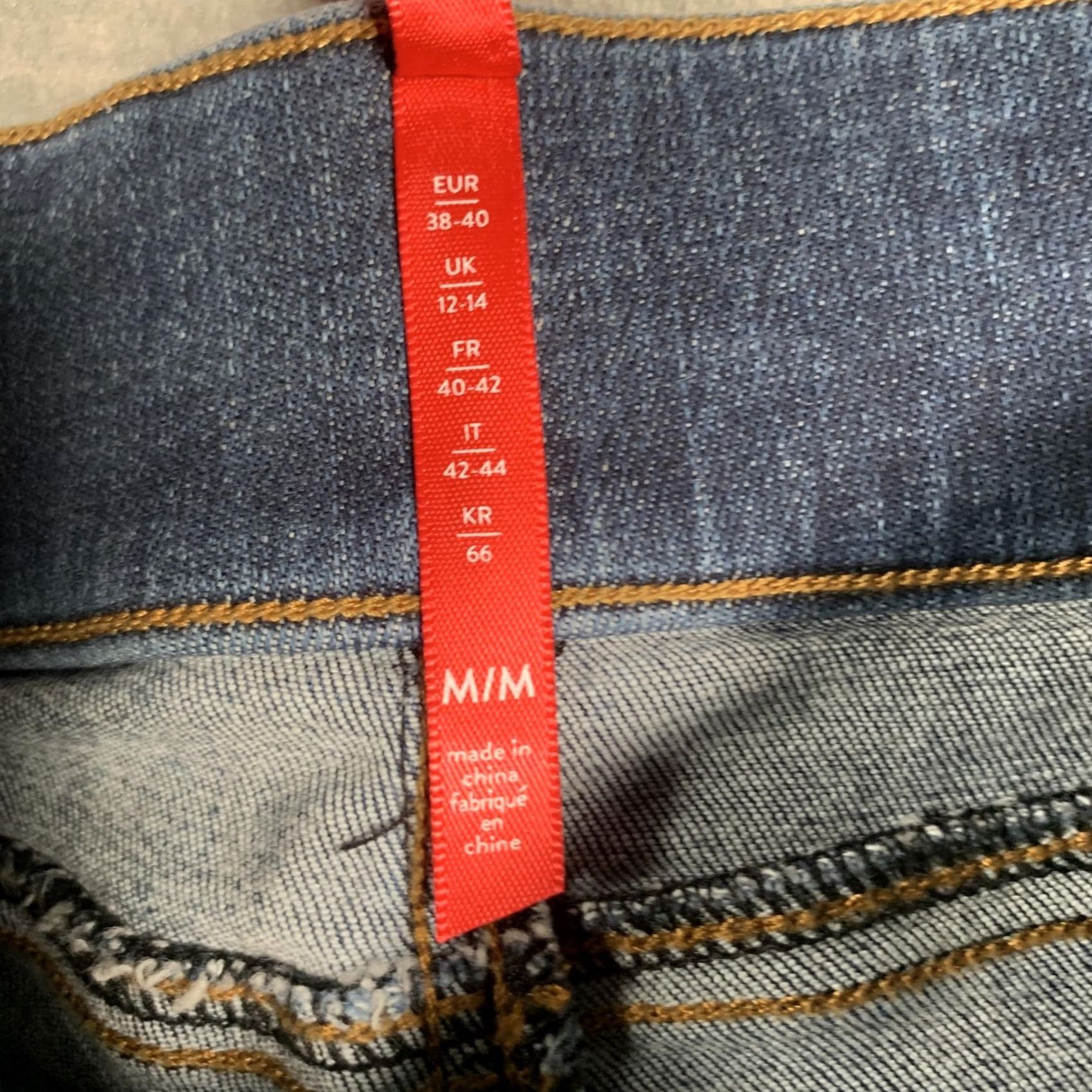 Spanx Spanx Jeans Womens Medium Blue Distressed Frayed Hem Skinny Stretch Denim Pants Size 32" / US 10 / IT 46 - 6 Thumbnail