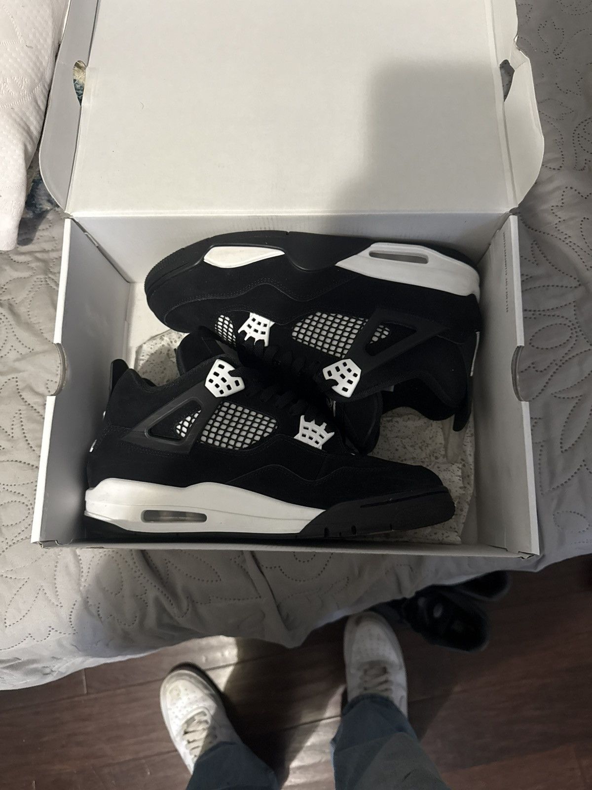 Jordan Brand Jordan 4 white thunder Size US 10 / EU 43 - 2 Thumbnail