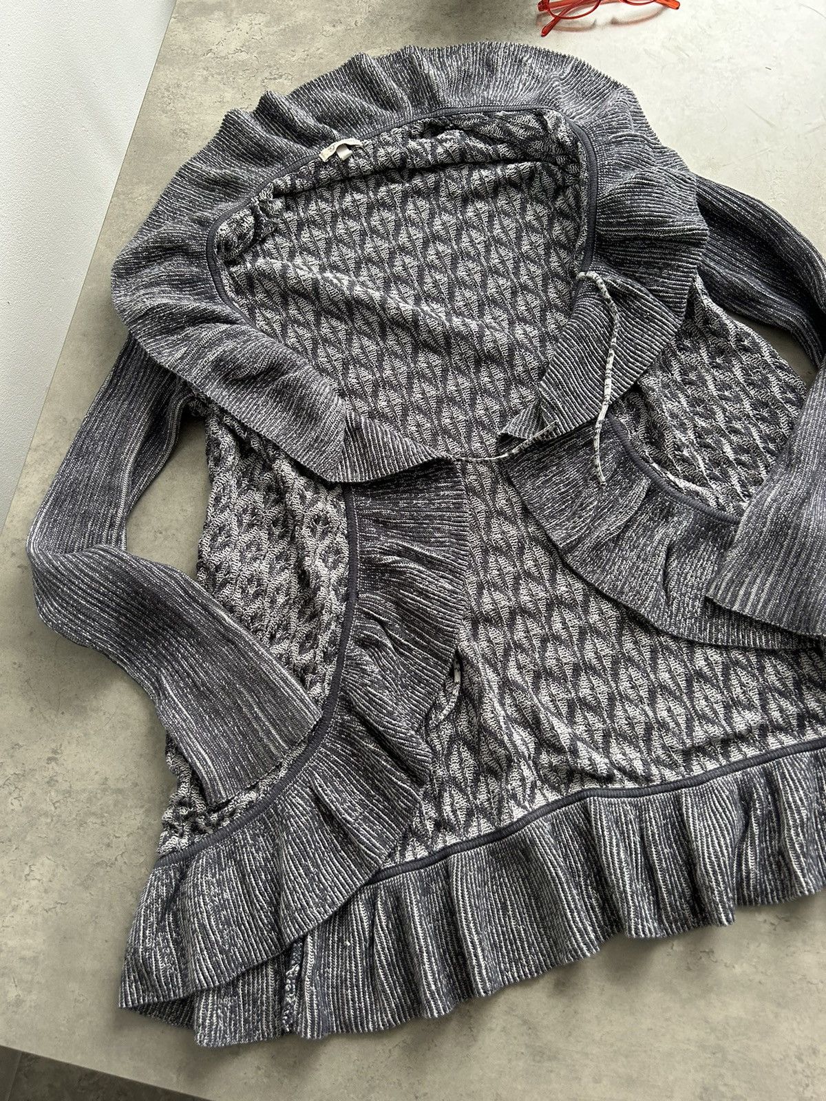 Japanese Brand × Vintage Vintage Grey Y2K Ruffle Knit Cardigan Office 00s Size M / US 6-8 / IT 42-44 - 8 Thumbnail