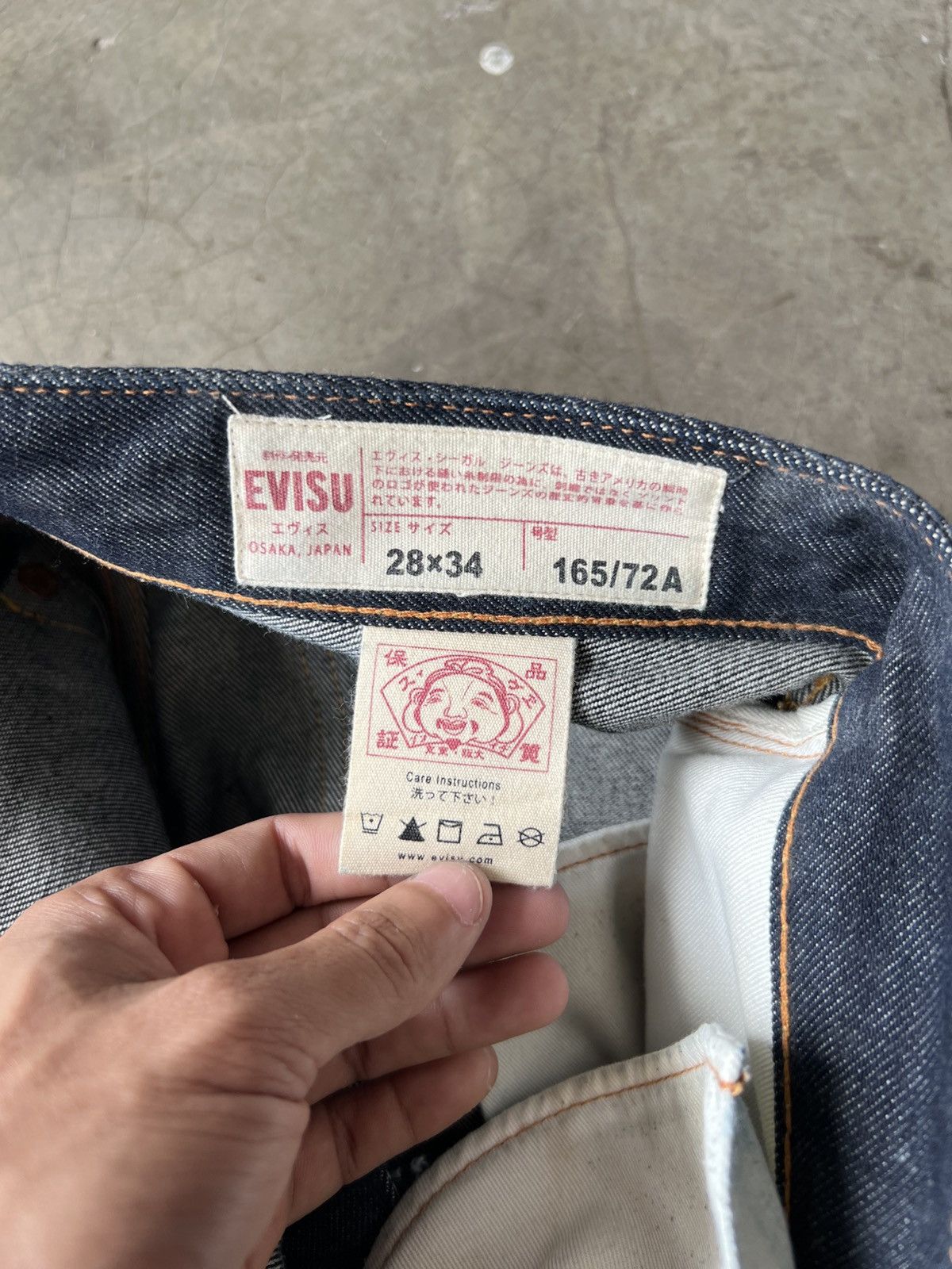 Evisu Evisu - Carrot Fit Kamon Seagull Pattern Daicock Jeans Size US 30 / EU 46 - 16 Thumbnail