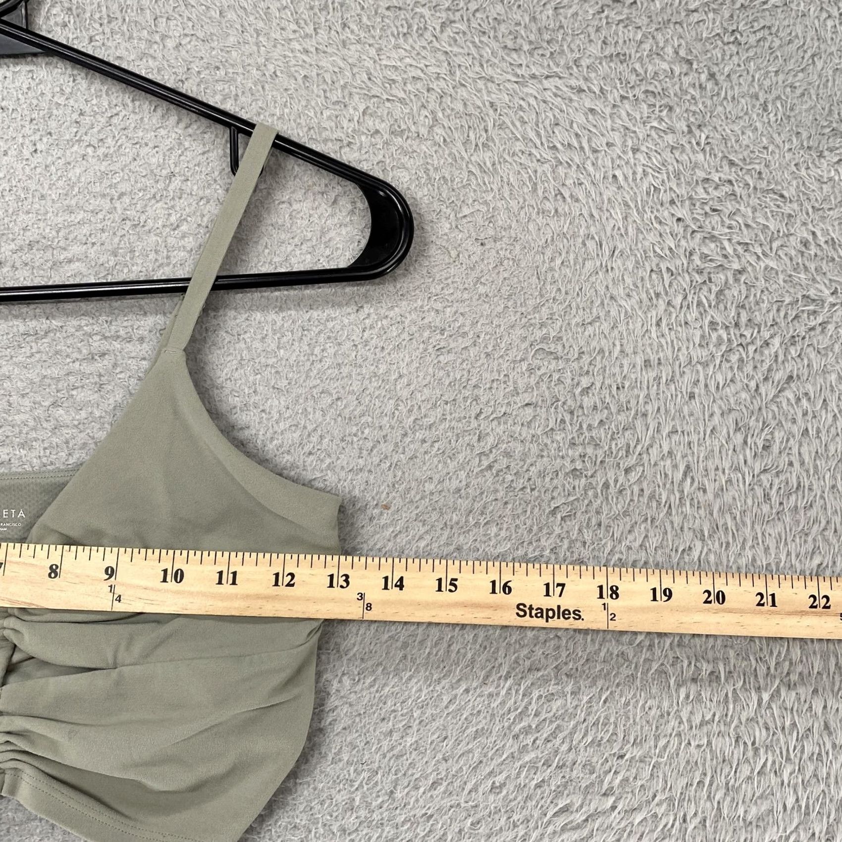 Athleta Athleta Sports Bra Womens XS Sage Green Ruched Cinched Longline Yoga Soft Size ONE SIZE - 5 Thumbnail