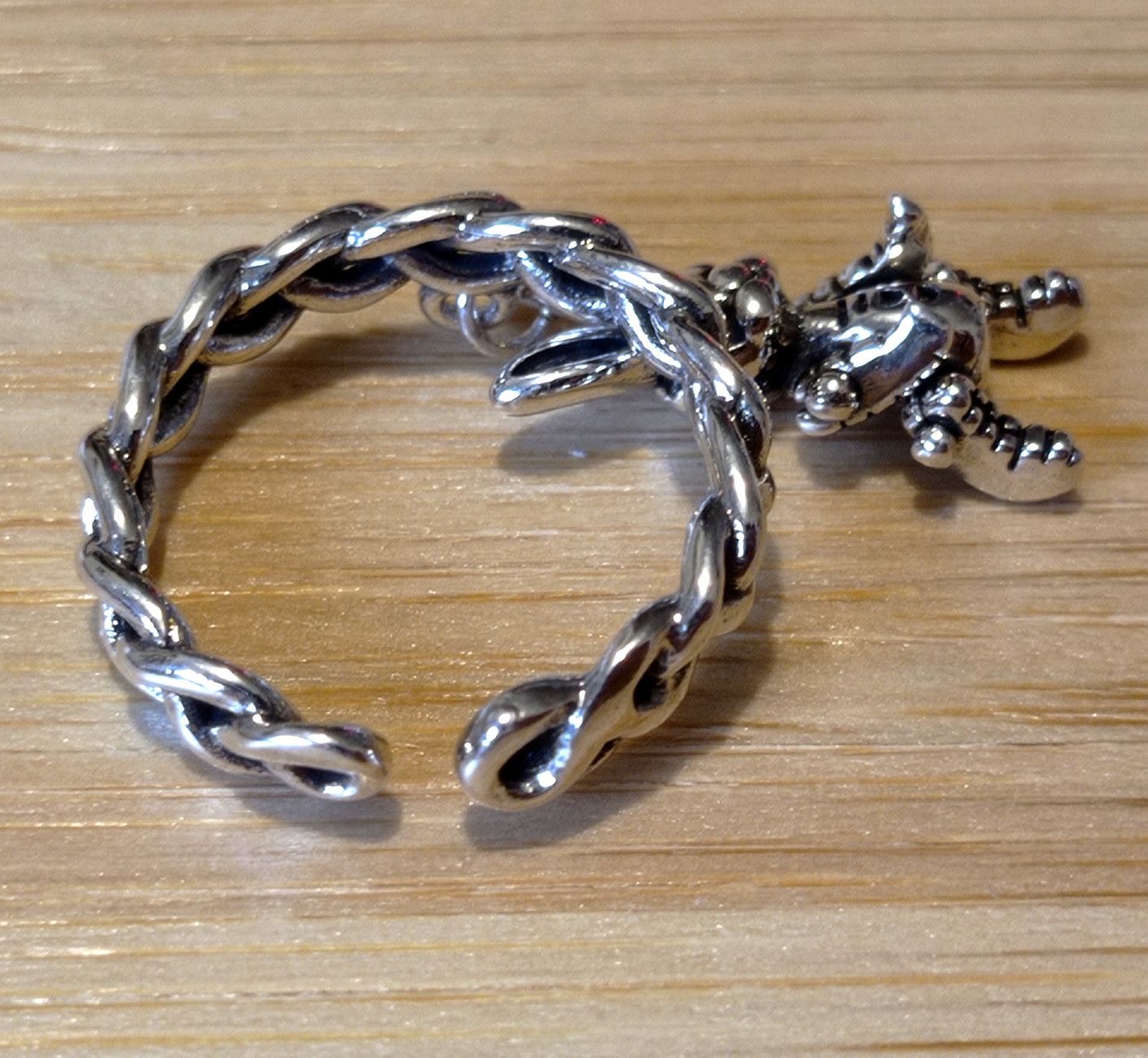 Designer × Vintage Stunning Punk Bunny Drop Silver Chain Ring Dazzling Unique Size ONE SIZE - 3 Thumbnail