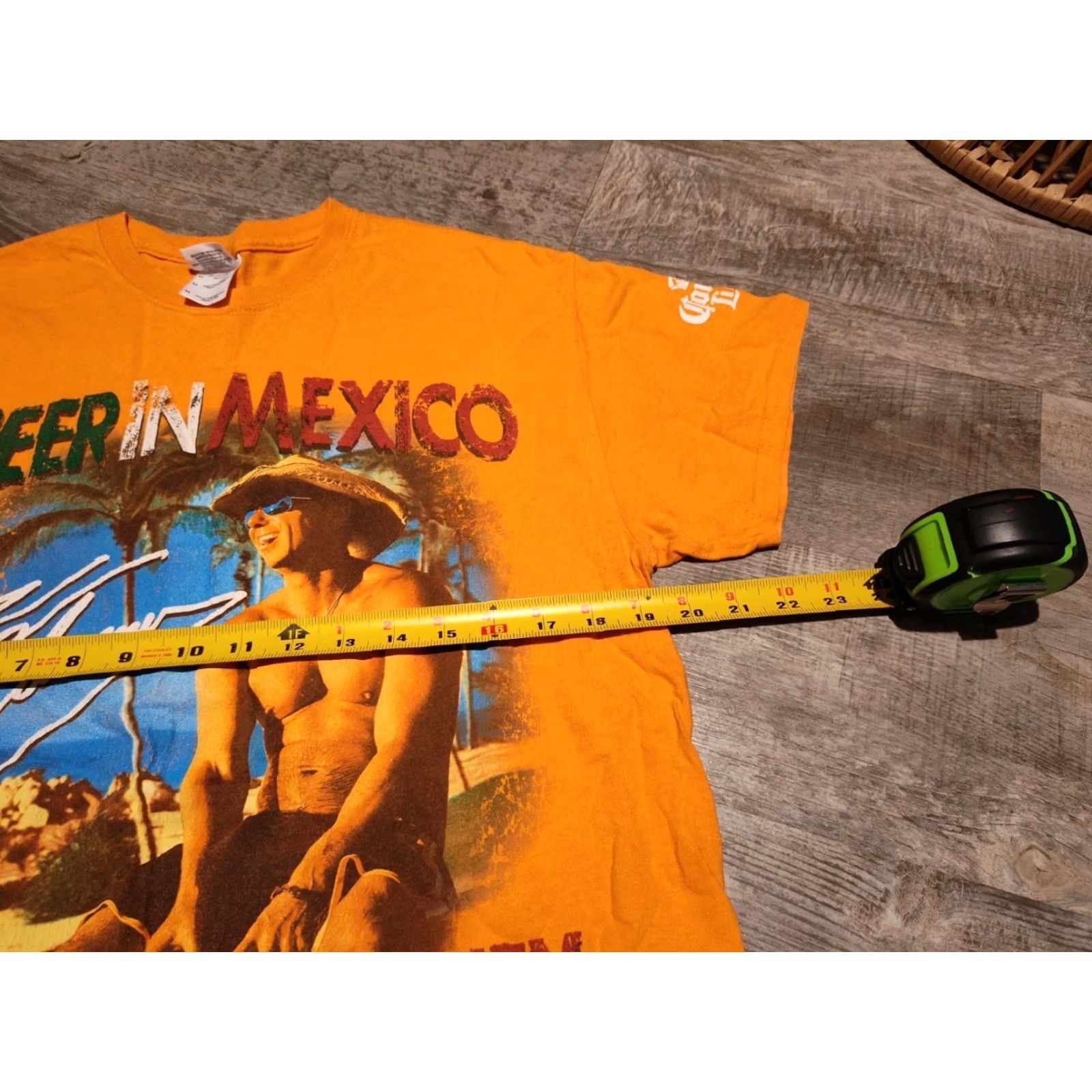 Gildan VINTAGE Kenny Chesney Beer In Mexico Tour T-Shirt Men’s Size M Cotton Orange 2013 Graphic Print Casual Size US M / EU 48-50 / 2 - 7 Thumbnail