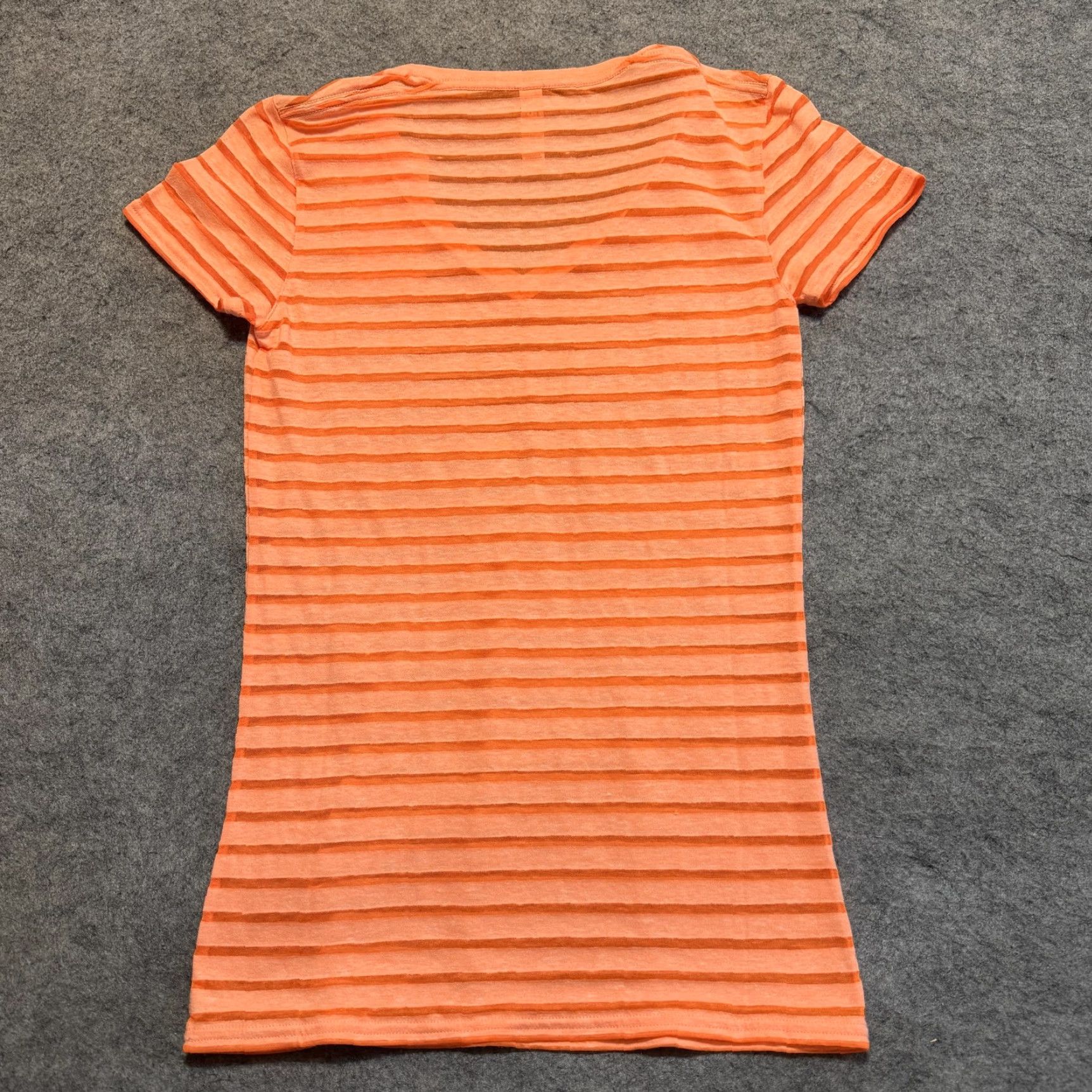 Under Armour Under Armour Shirt Women's Fitted T-Shirt S Orange Stripe Charged Cotton Heatgear Semi-Sheer V-Neck Short Sleeve Yoga Running Gym Training 90s Y2K Size S / US 4 / IT 40 - 7 Thumbnail