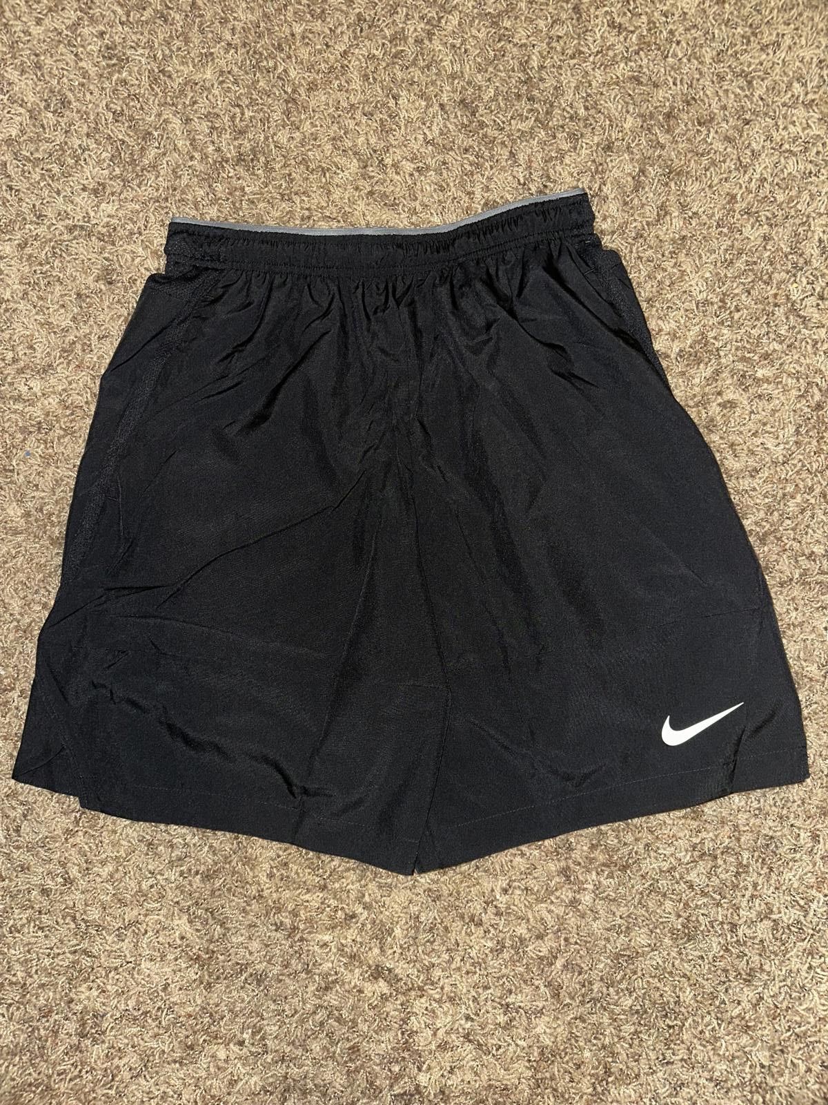 Nike Nike Men’s Stock Woven Dry Untouchable Football Shorts Size US 32 / EU 48 - 1 Thumbnail