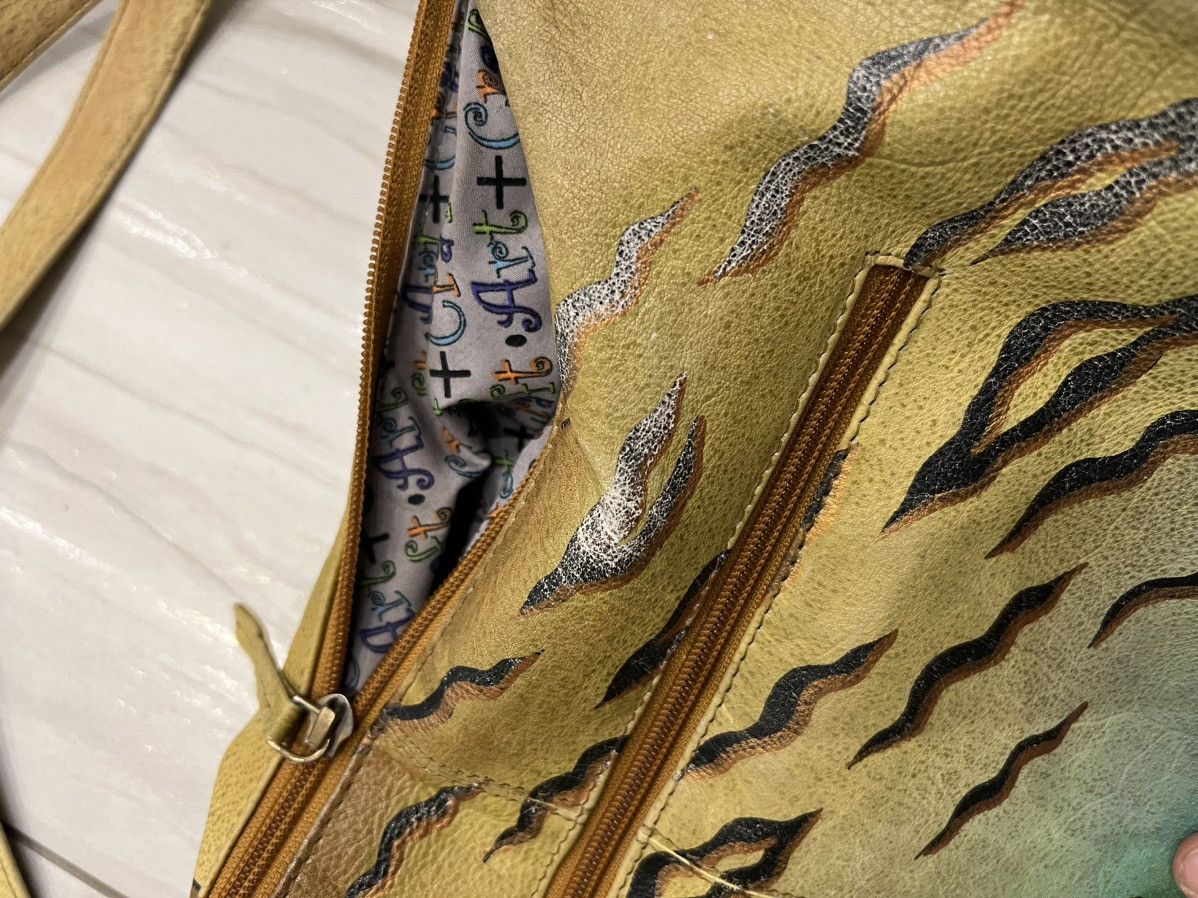 Handmade × Leather × Vintage Greenland nature art+ craft, leather shoulder bag , Size ONE SIZE - 5 Thumbnail
