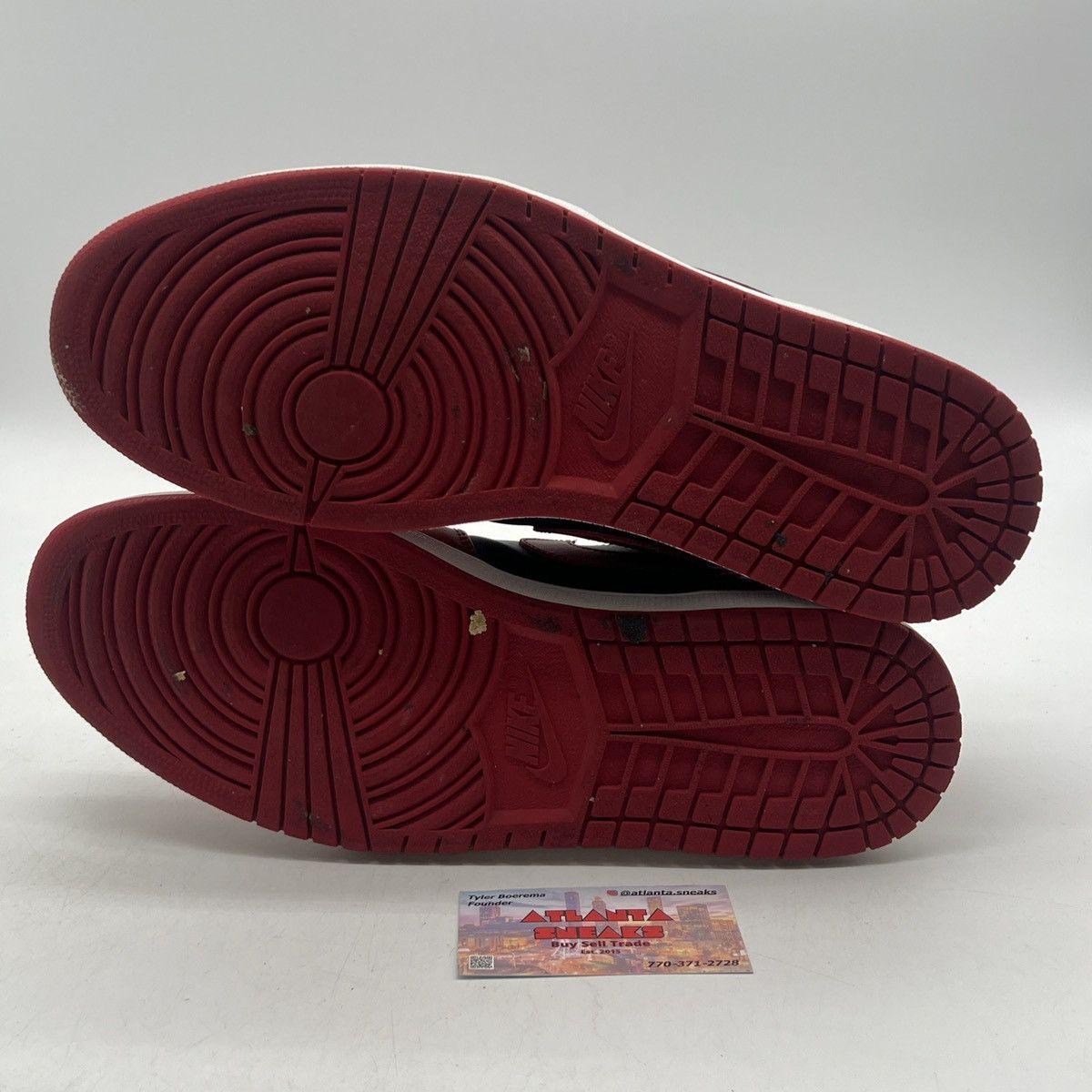Nike Air Jordan 1 low reverse bred Size US 13 / EU 46 - 7 Thumbnail