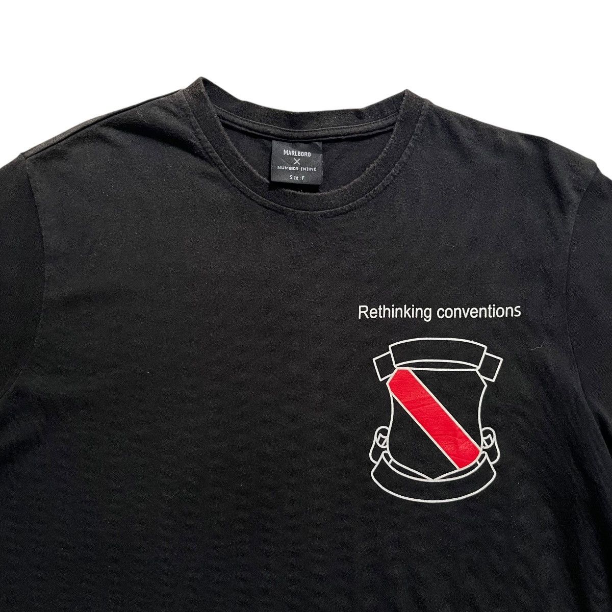 Number (N)ine 📢SENDOFFER📢 Number (N)ine x Marlboro Crest Shield Tee Size US M / EU 48-50 / 2 - 2 Thumbnail
