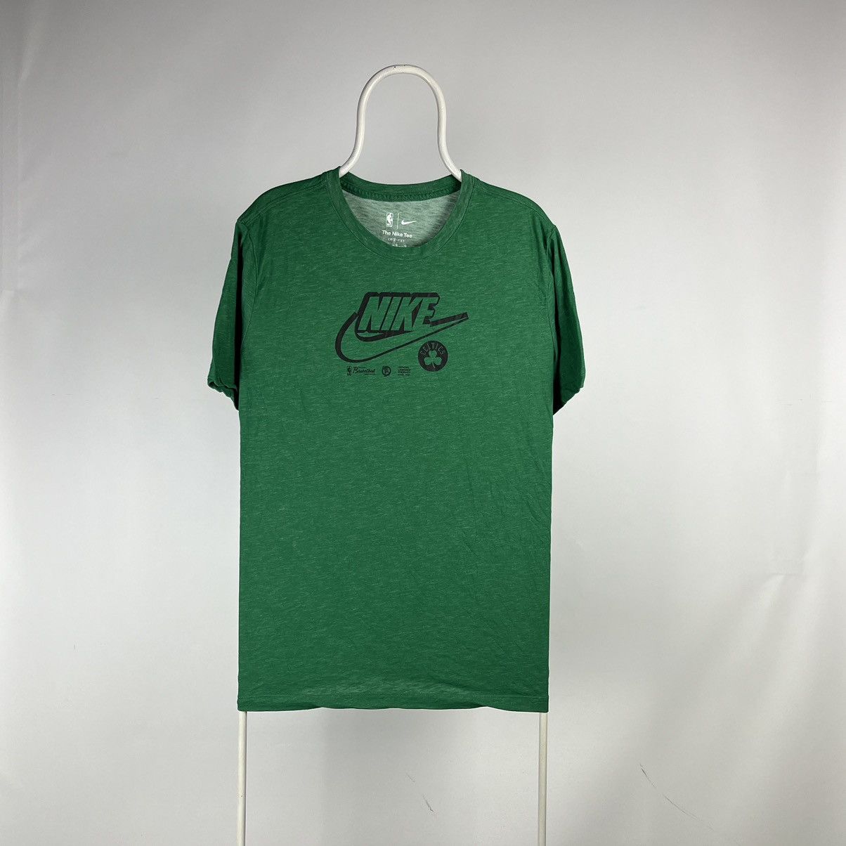 NBA Nike boston Celtics basketball Tshirt NBA size XLarge Size US XL / EU 56 / 4 - 1 Thumbnail