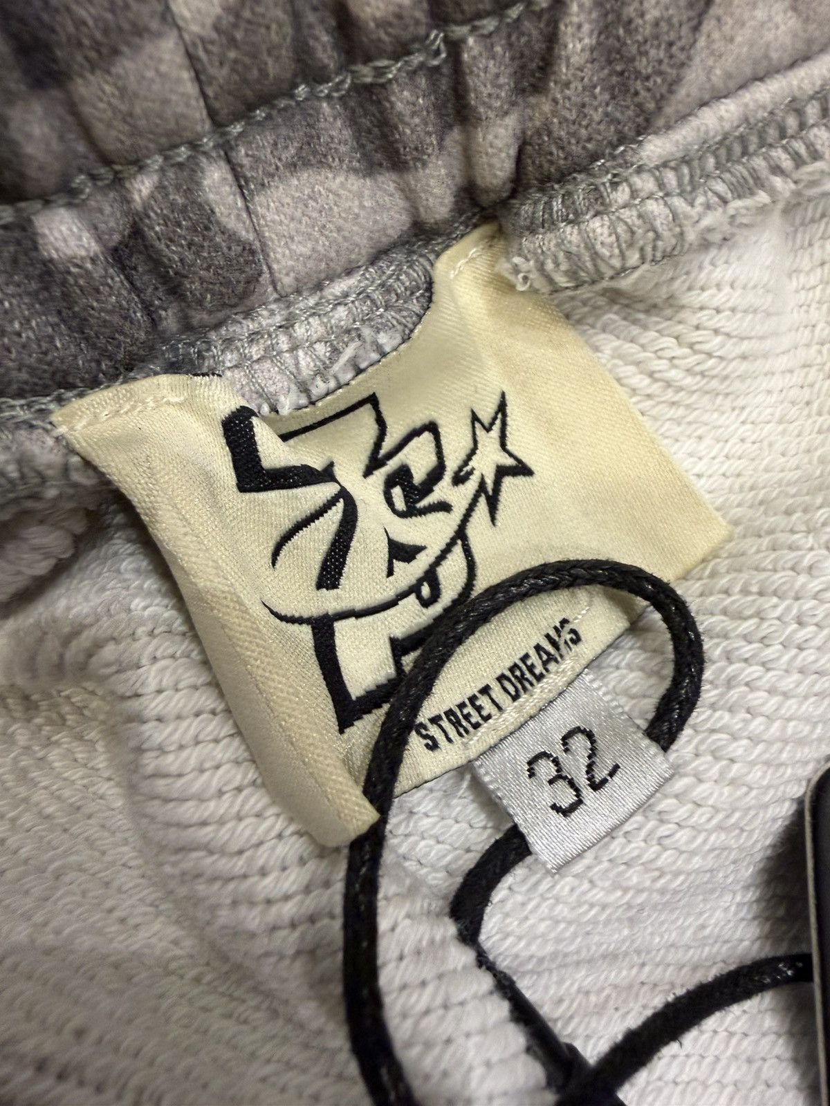 TRIPLE SEVENS Triple Sevens Winter Camo Distressed Sweatpants Size US 32 / EU 48 - 3 Thumbnail