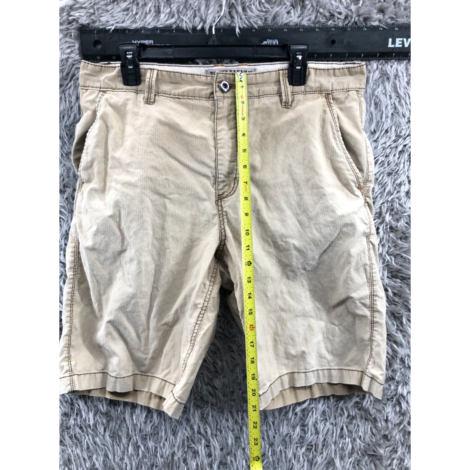 Tommy Bahama Tommy Bahama Chino Shorts Mens Size 36 Mid Rise Beige Medium Wash Size US 36 / EU 52 - 3 Thumbnail