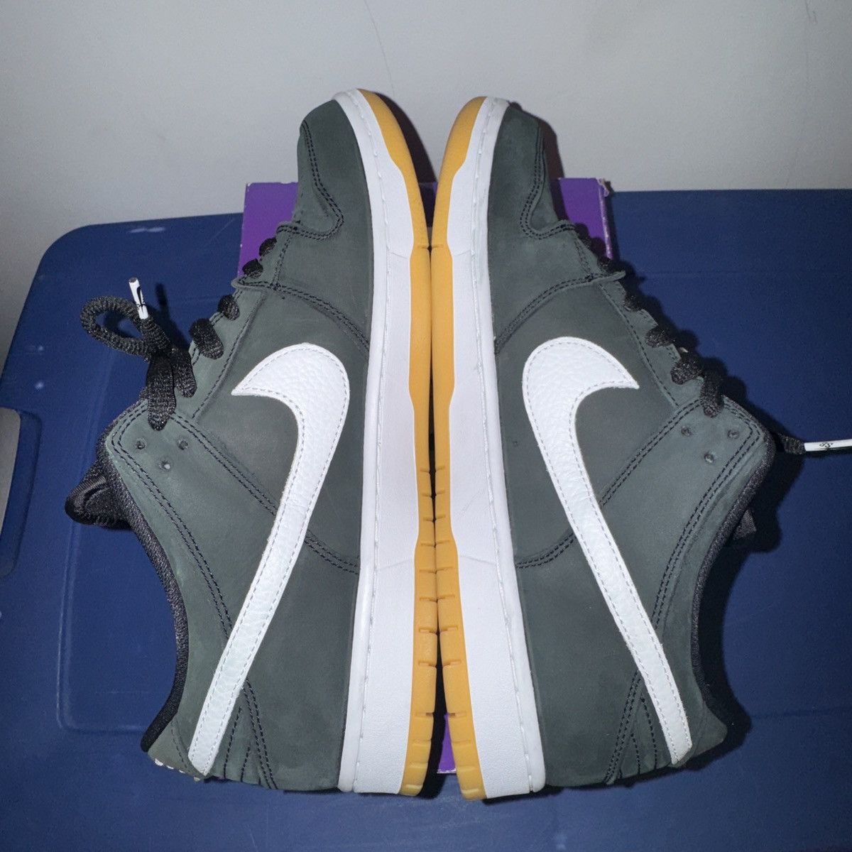 Nike SB Nike SB Dunk Low Black Gum Black White Gum Sole VNDS Size US 12 / EU 45 - 11 Thumbnail